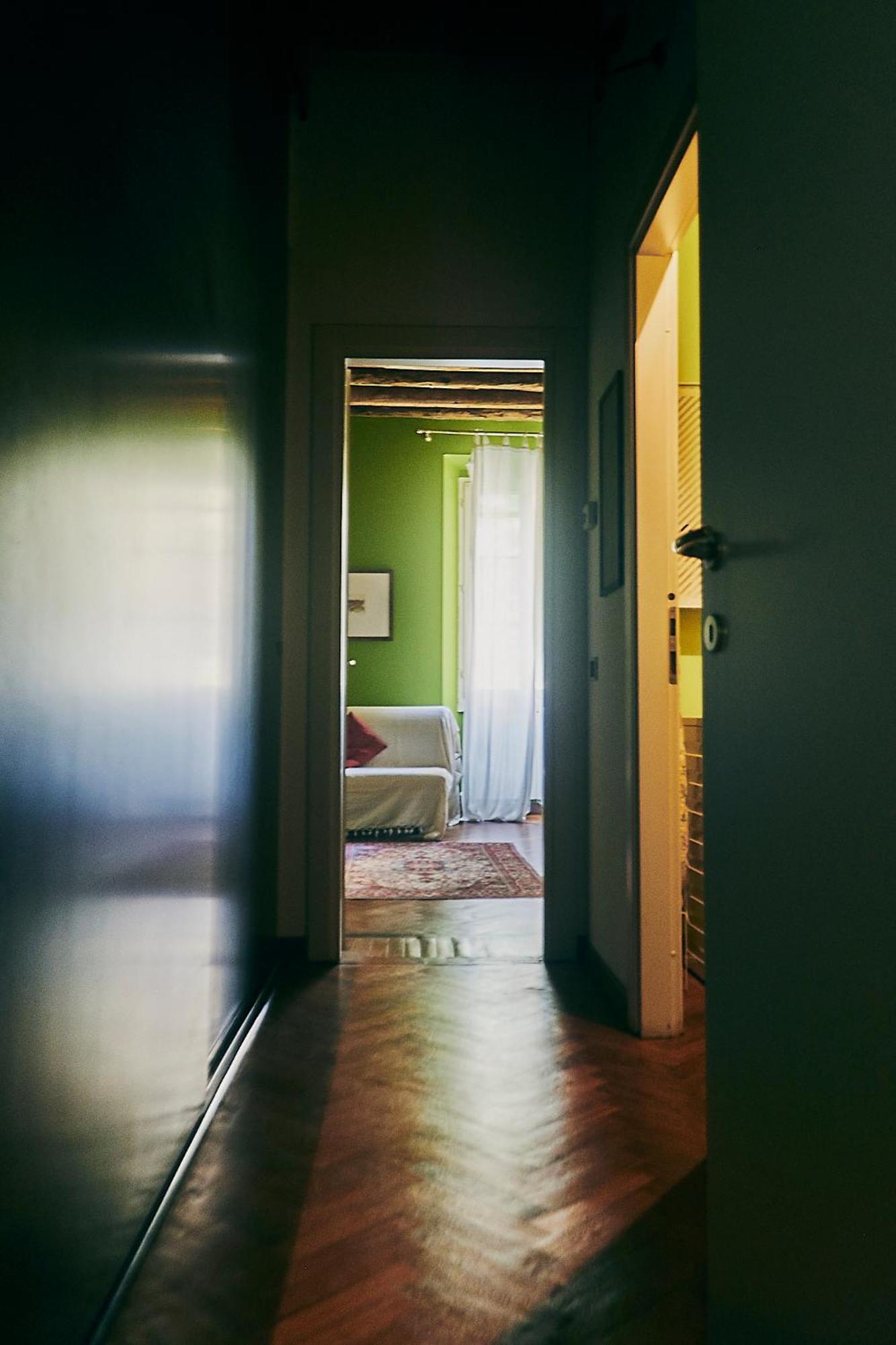 Lovelyloft - Alzaia Naviglio Apartamento Milão