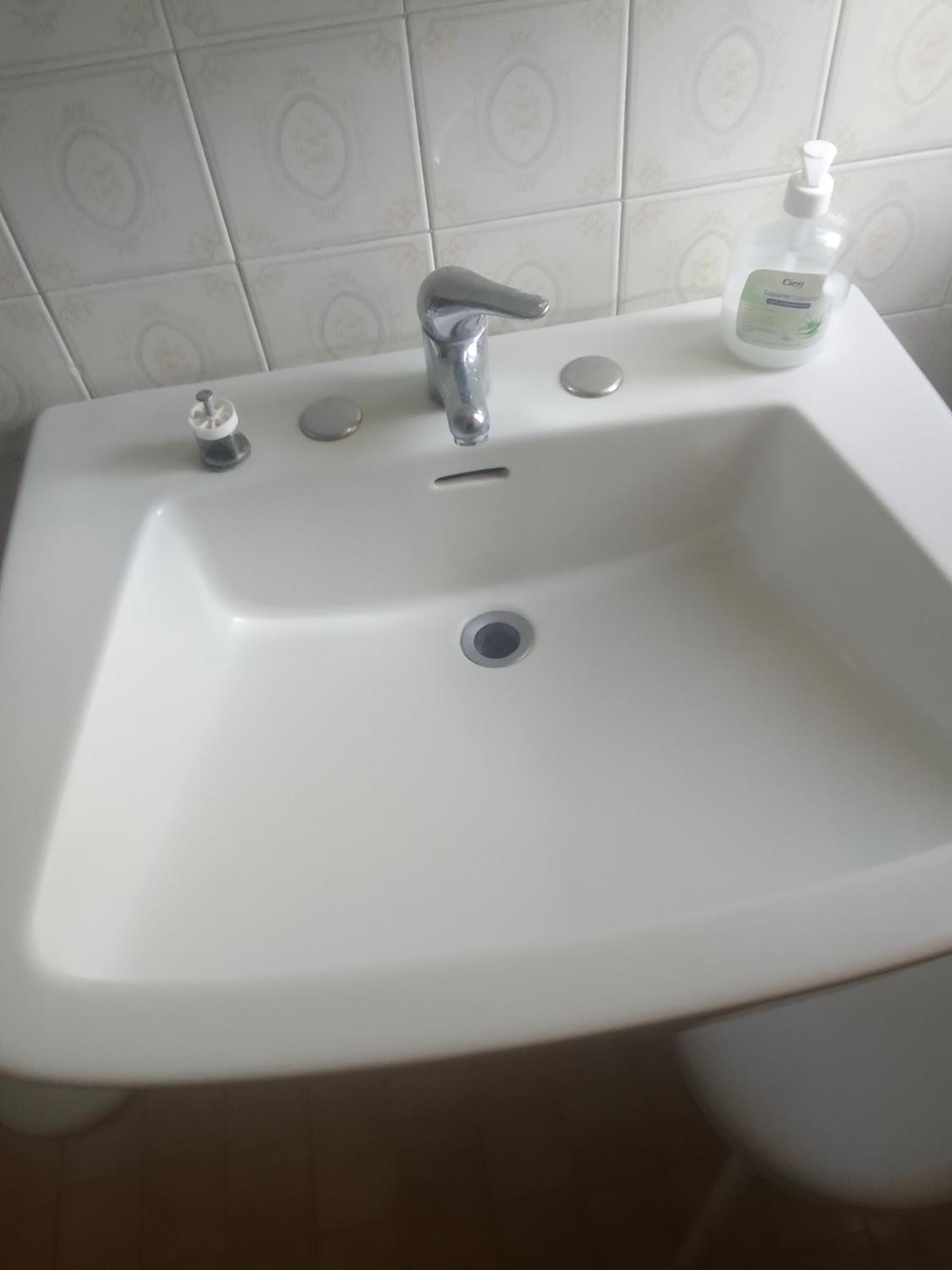 Doppia A 700 Metri Dallo Stadio Cir 015146 Guest house