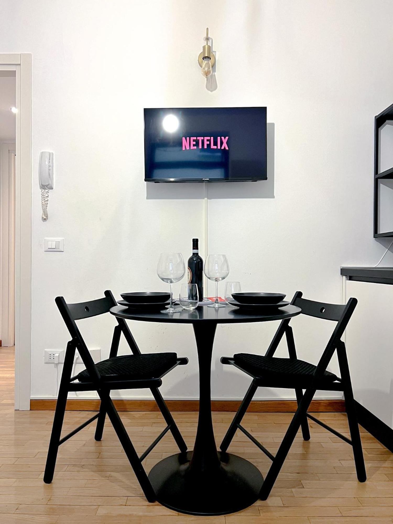 Apartment The Boutique - Steps Away From The Duomo Area Milan