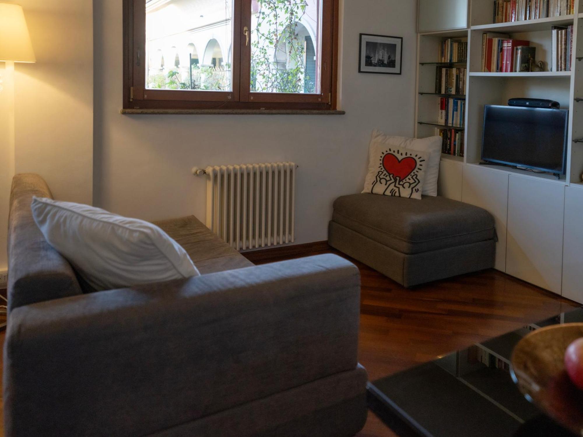 Bastia Rm Scalo Romana Prada Bocconi Ieo Ied Forum Assago Duomo15min Apartamento