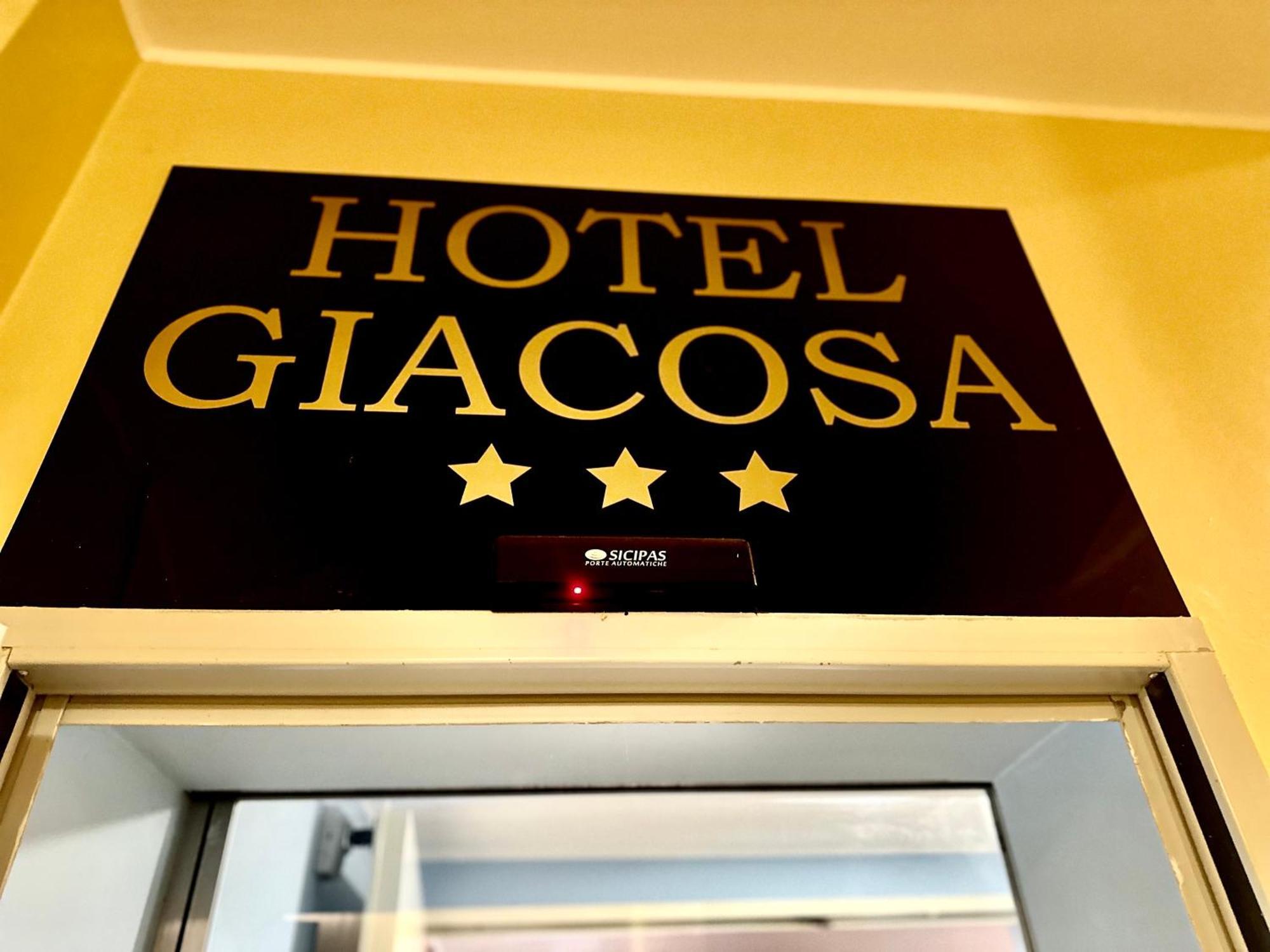 Hotel Giacosa Milan