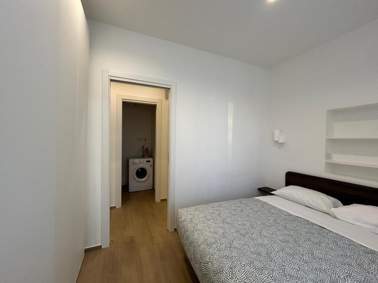 Imhome - Abruzzi * Milan