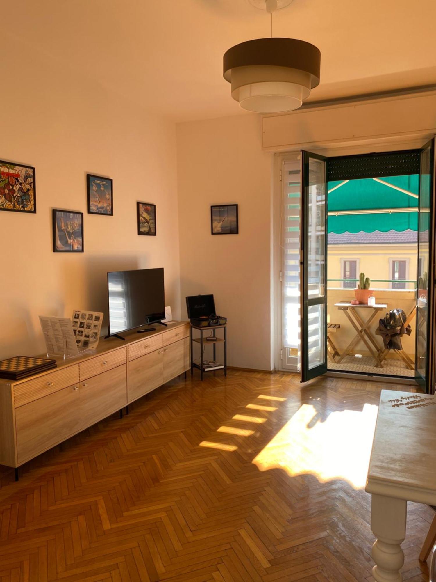 Daniela's Spazioso Ai Navigli Apartment Milan