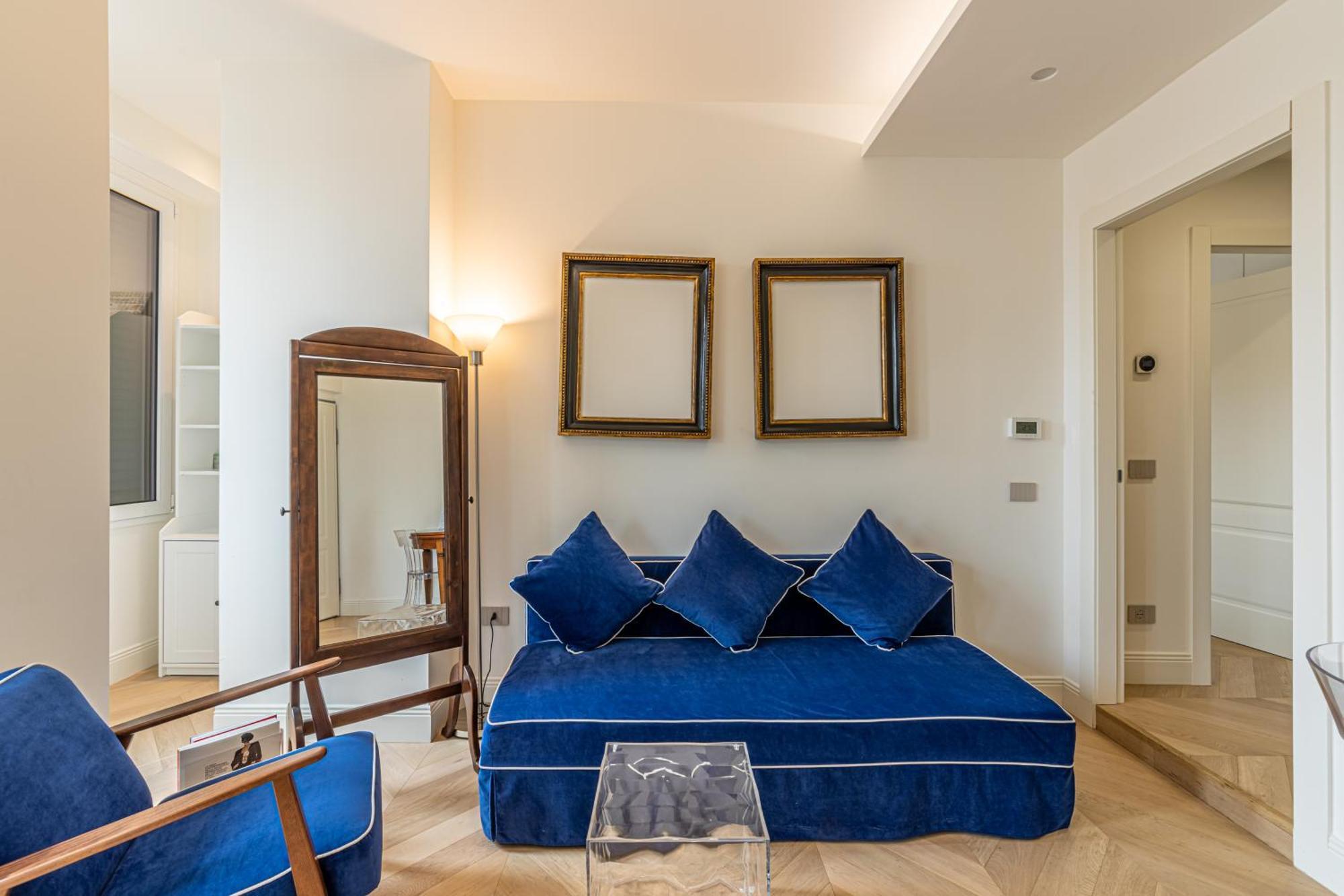 Montenapoleone - Charming Milan