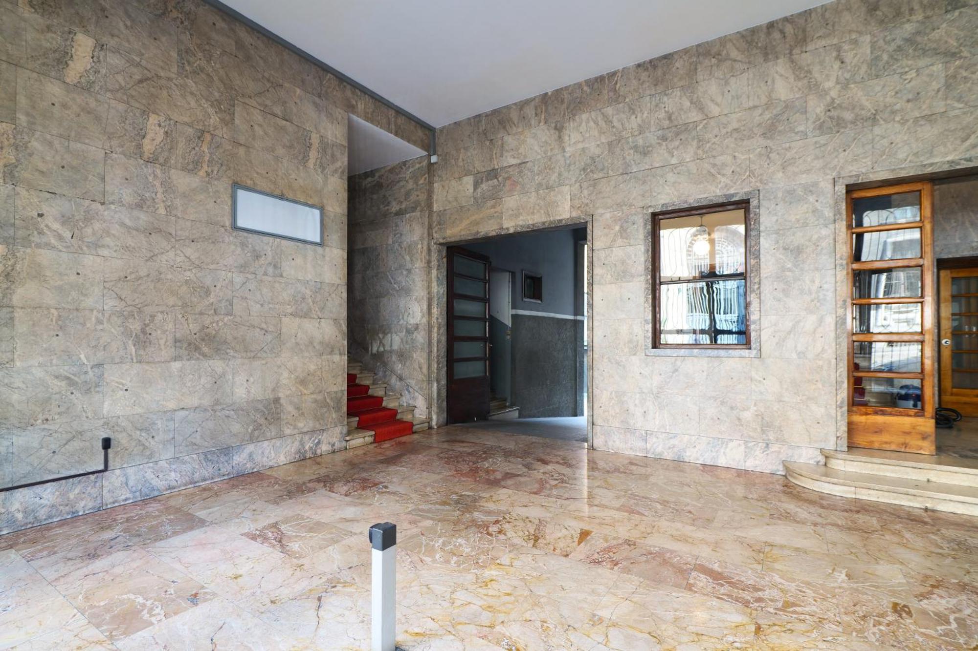 Elegant In Repubblica Brera Apartment Milan
