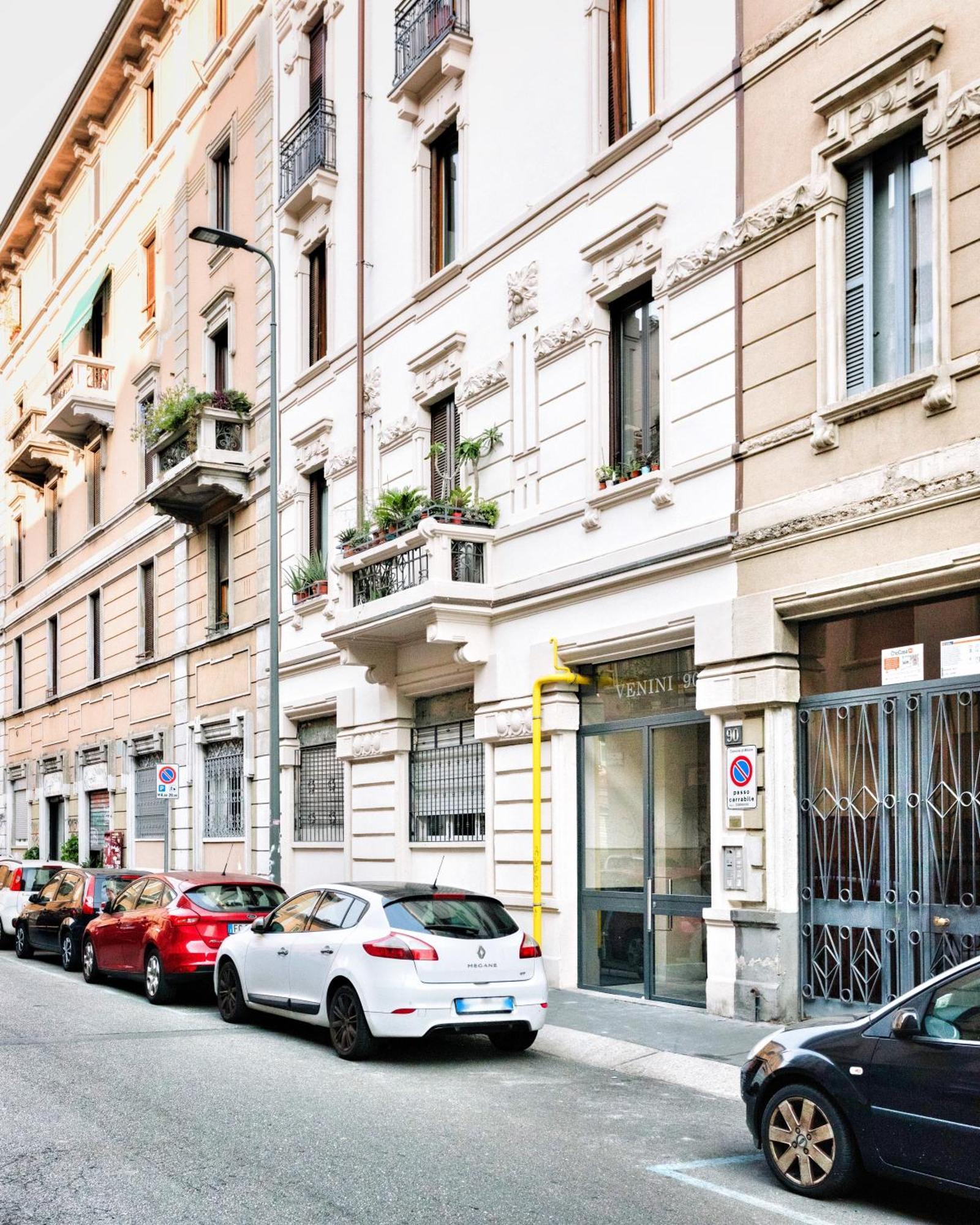 Bilocale, Vicino Al Centro Milan