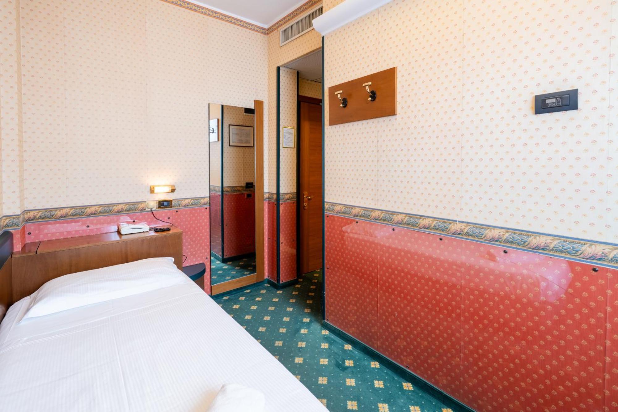 Des Etrangers Hotel