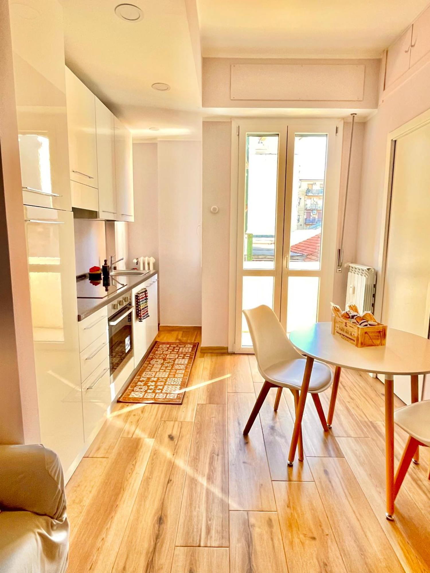 Apartment Sweet *
