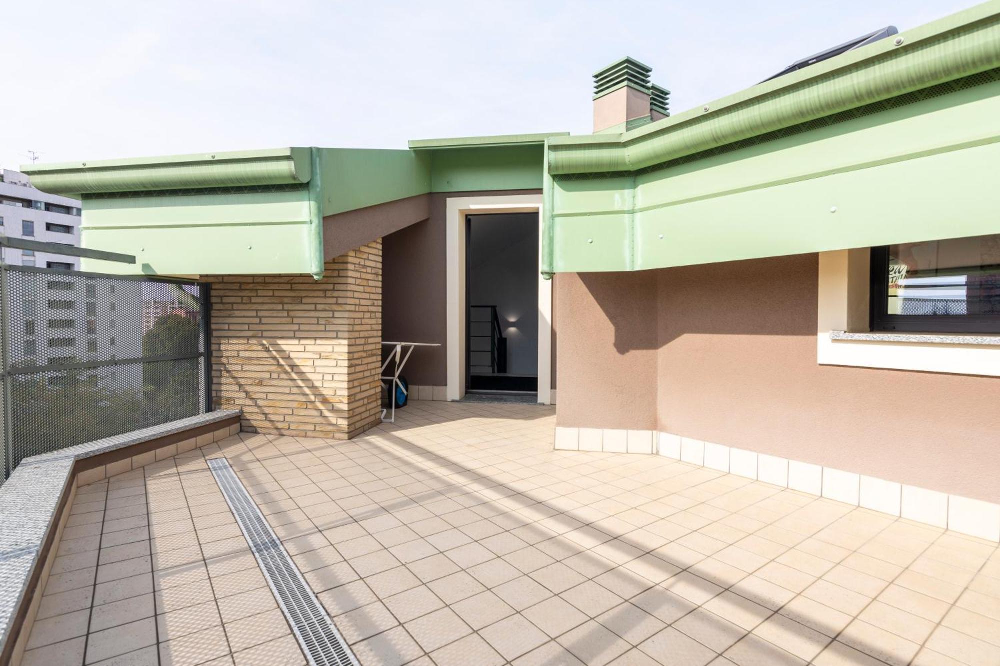 Apartment Wolvesdensuite Con Terrazzi E Garage Gratuito *