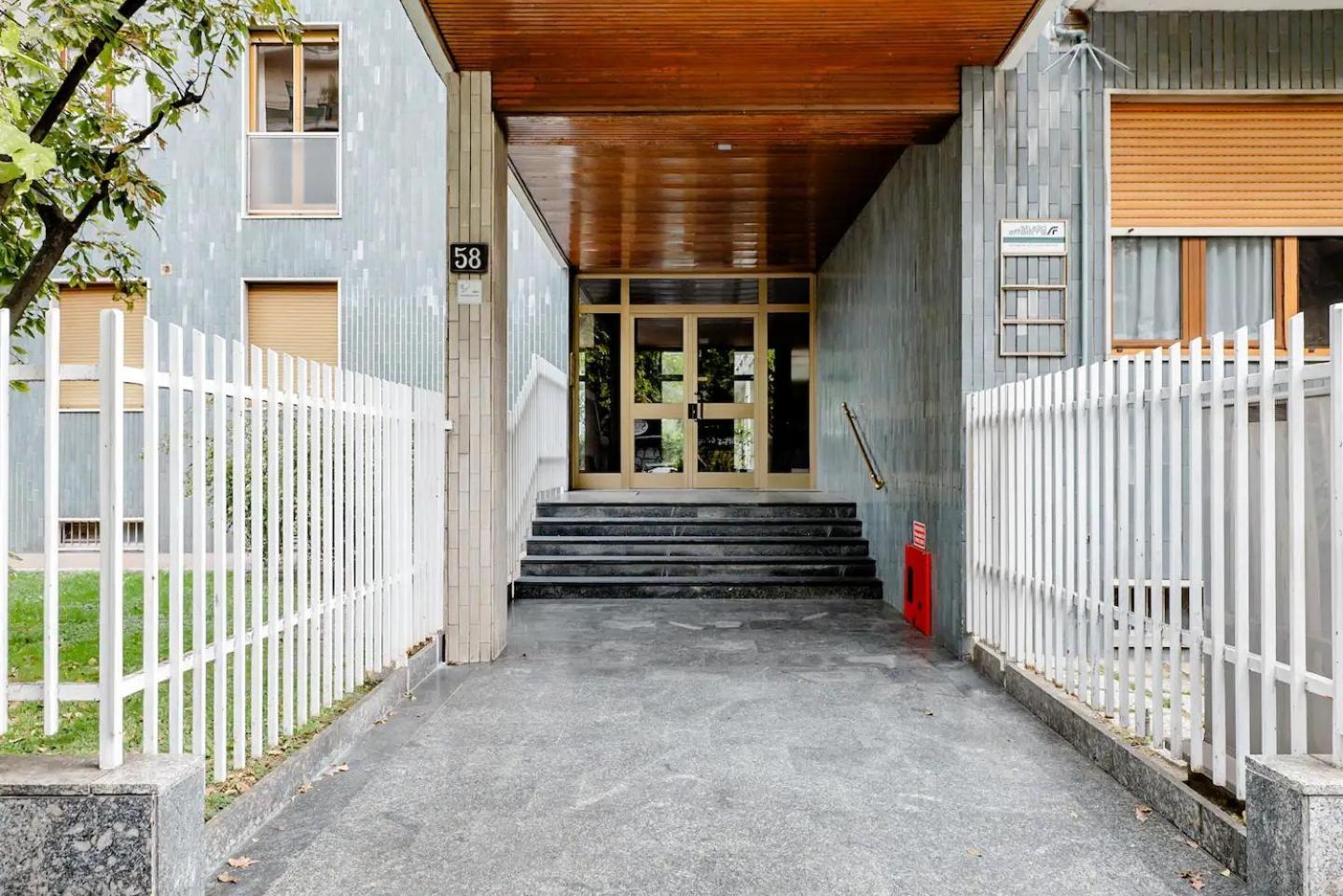 Luxury 2 Bedroom Apartament, Close To San Siro, Fiera And 10 Min Metro To Duomo Apartamento