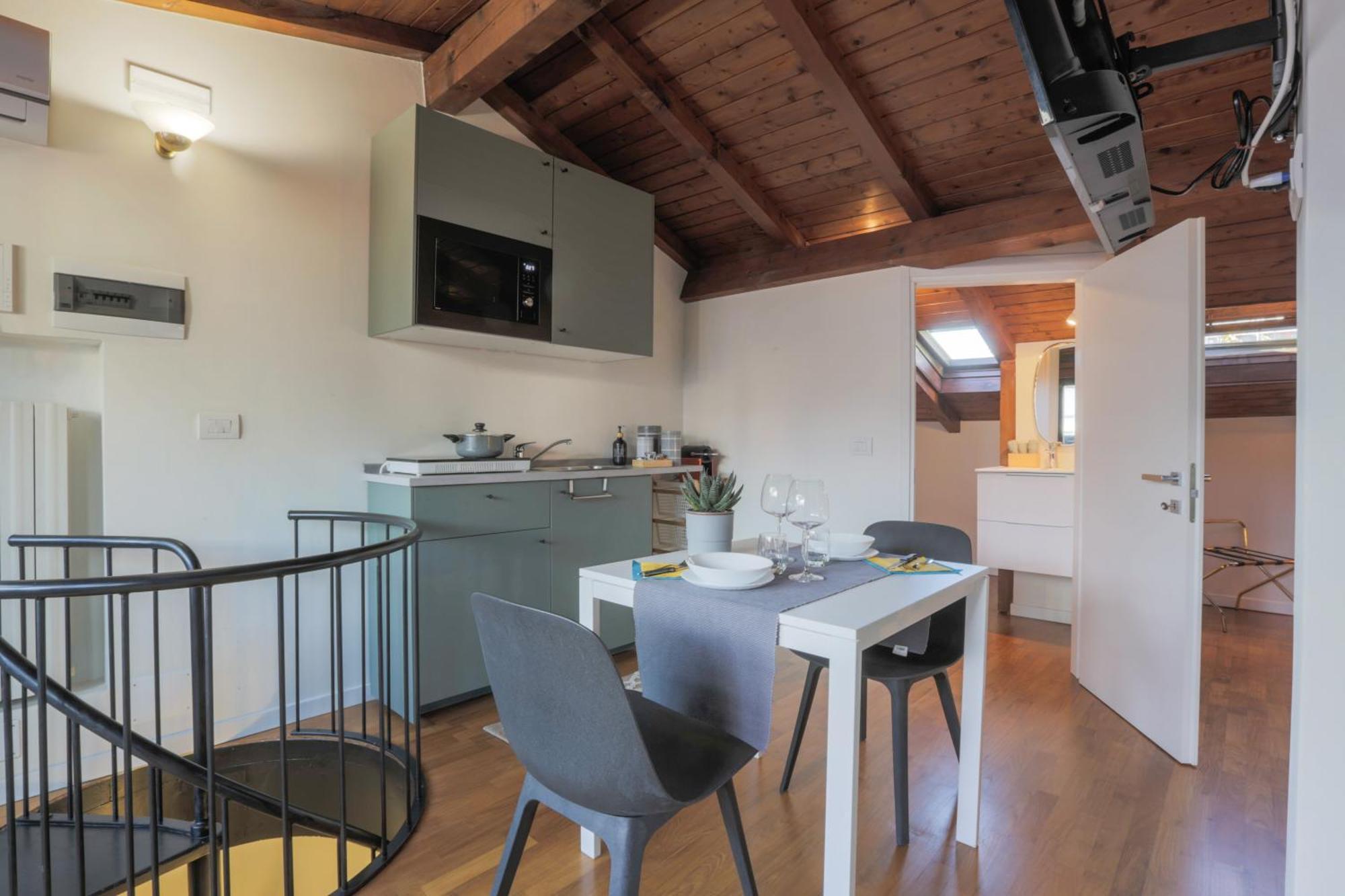 Fiera Milano-city Life Free Parking Anglia' S Bridge Aparthotel Milan