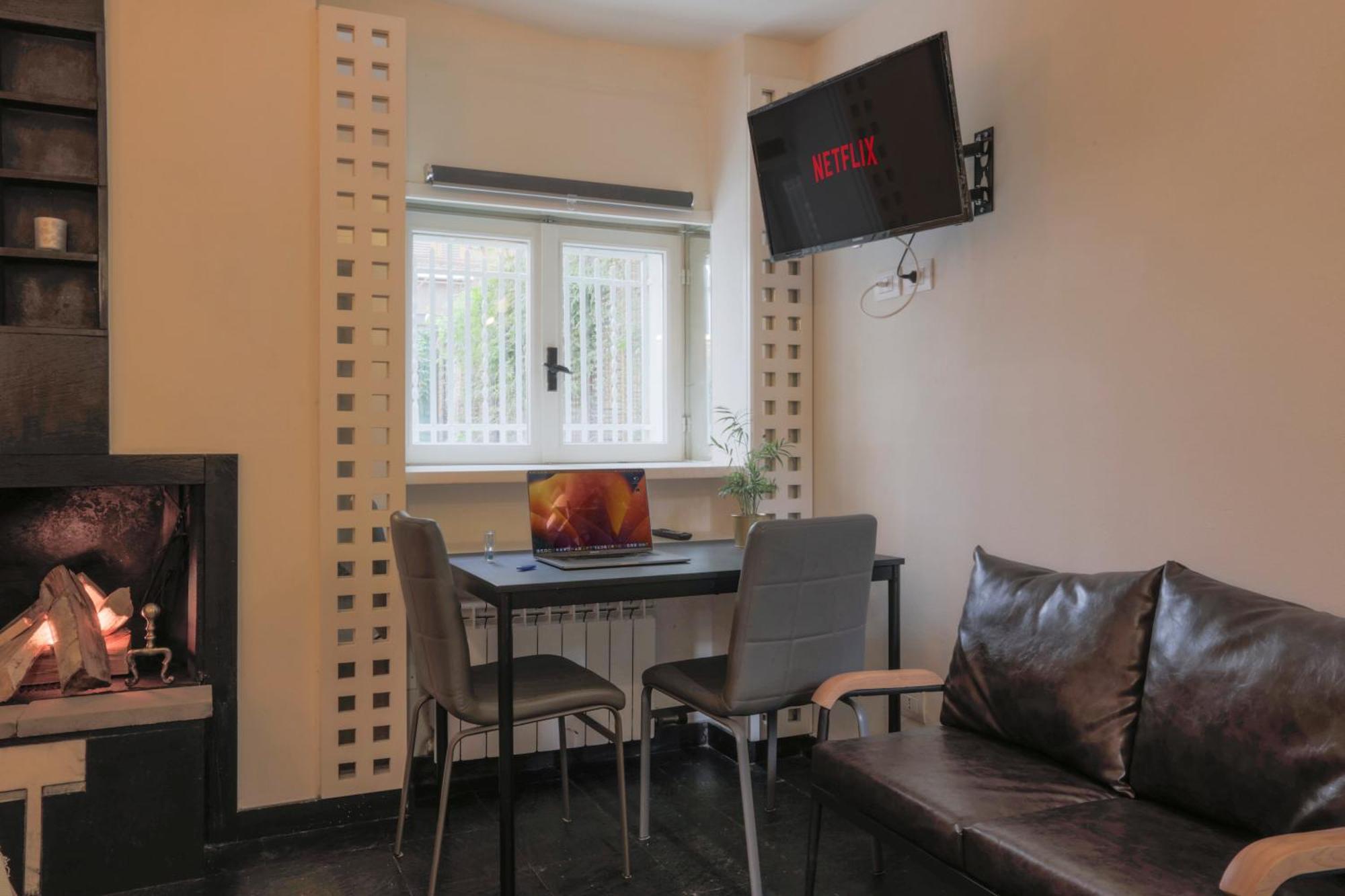 Fiera Milano-city Life Free Parking Anglia' S Bridge Aparthotel