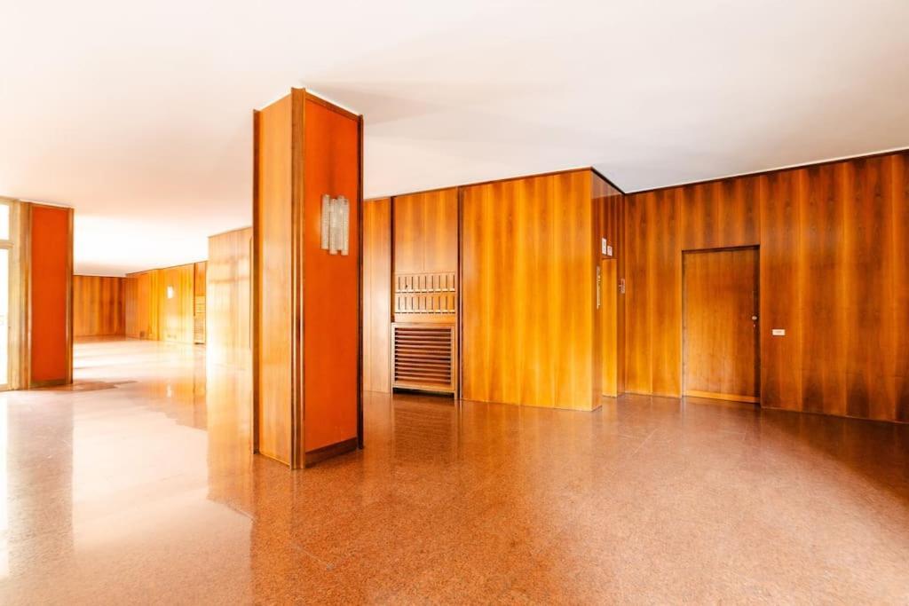 Luxury 1 Bedroom Apartment, Close To San Siro, Fiera And 10 Min Metro To Duomo * Milan