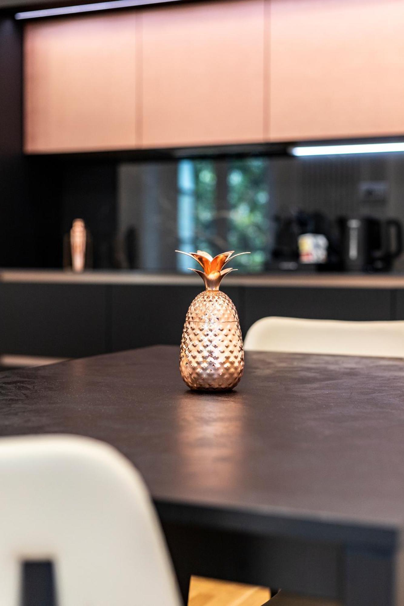 Moderno Zona Apartment Milan