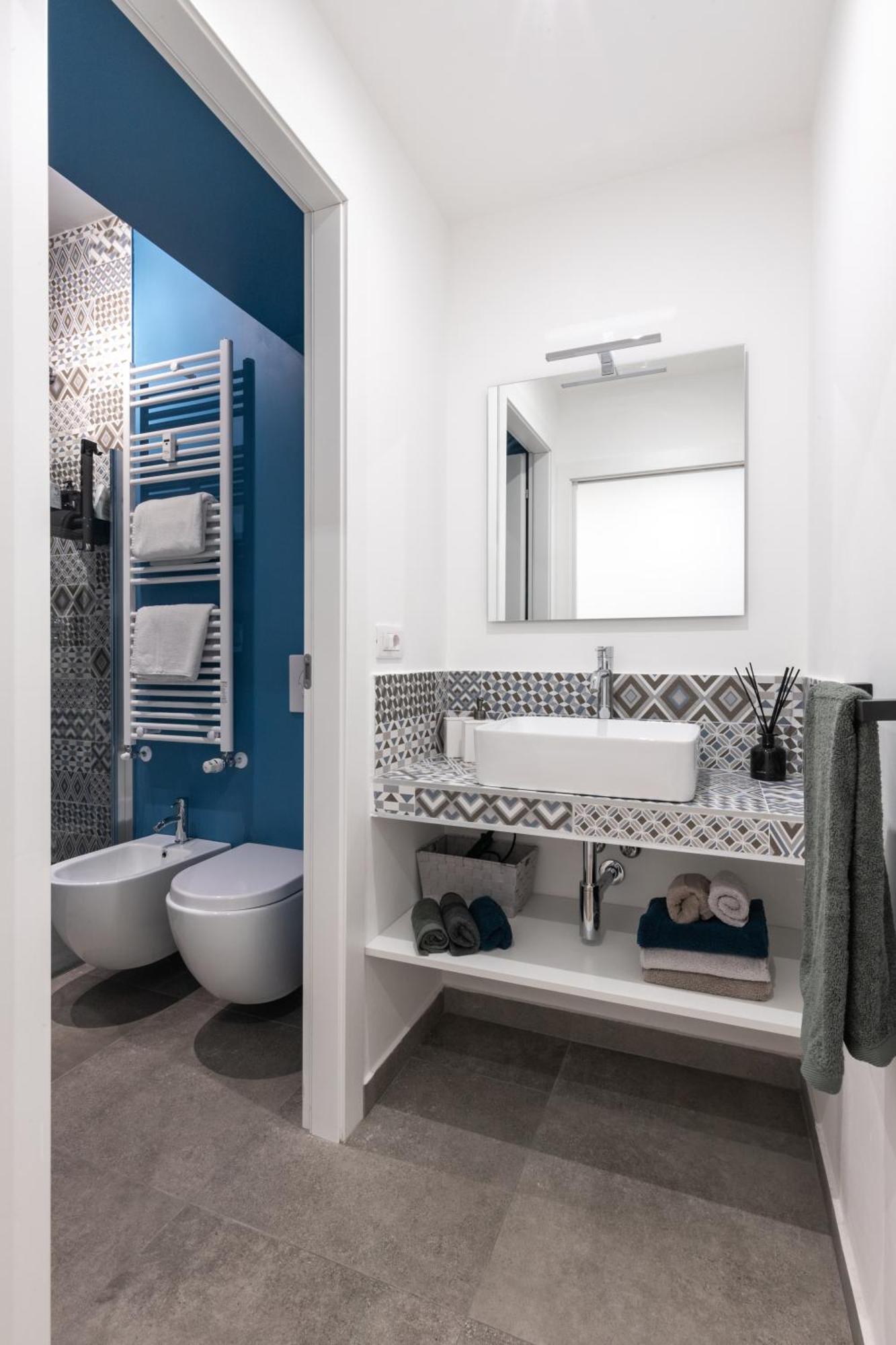 Moderno Zona * Milan