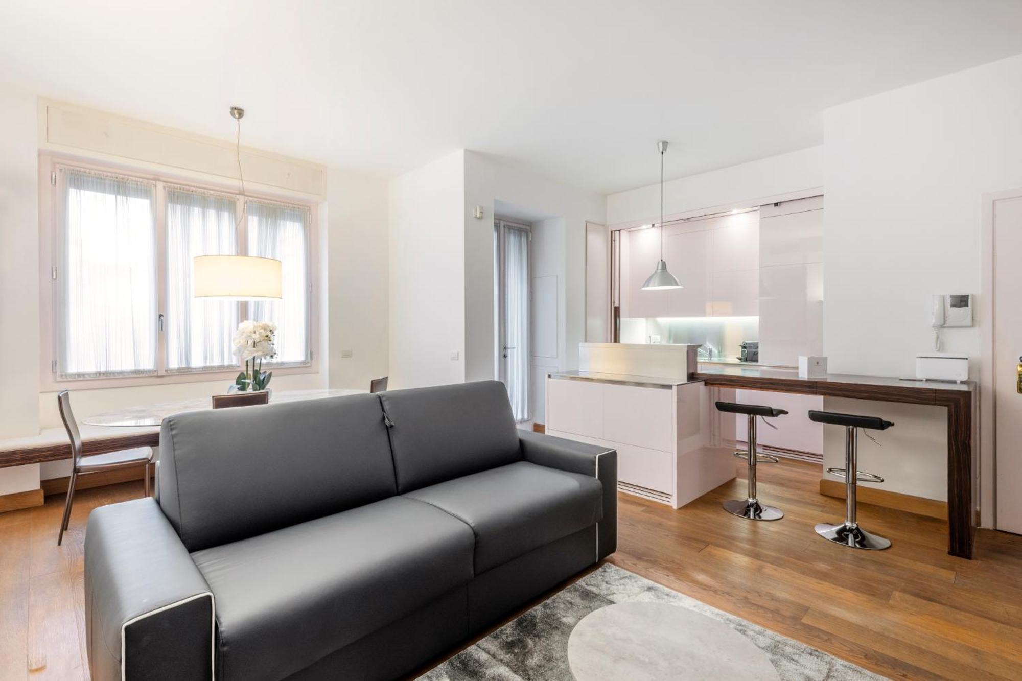 Royal - Centro Brera Milan