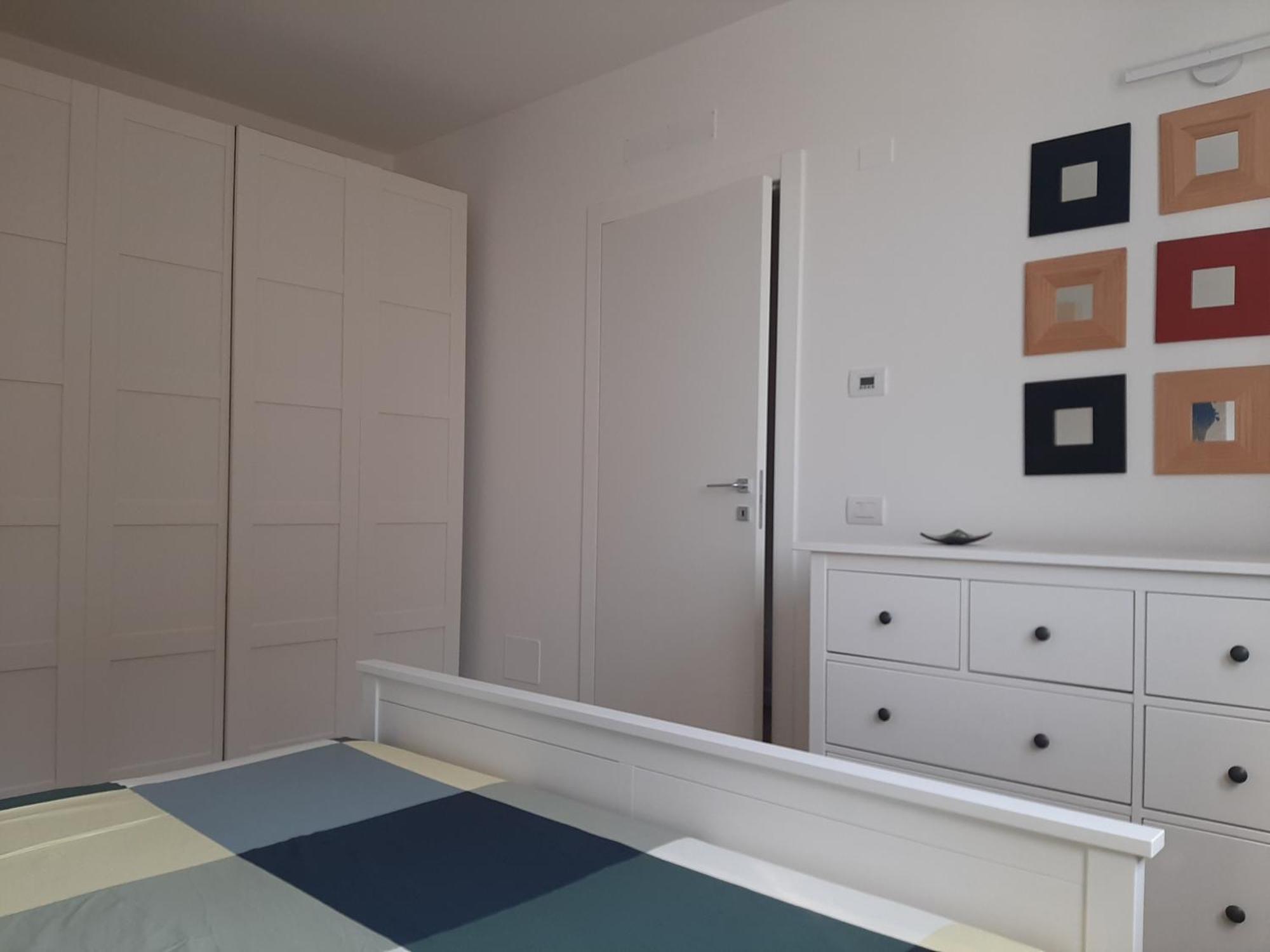 Ampio Bilocale Di Nuova Costruzione Tra Aree Verdi Apartamento Milão