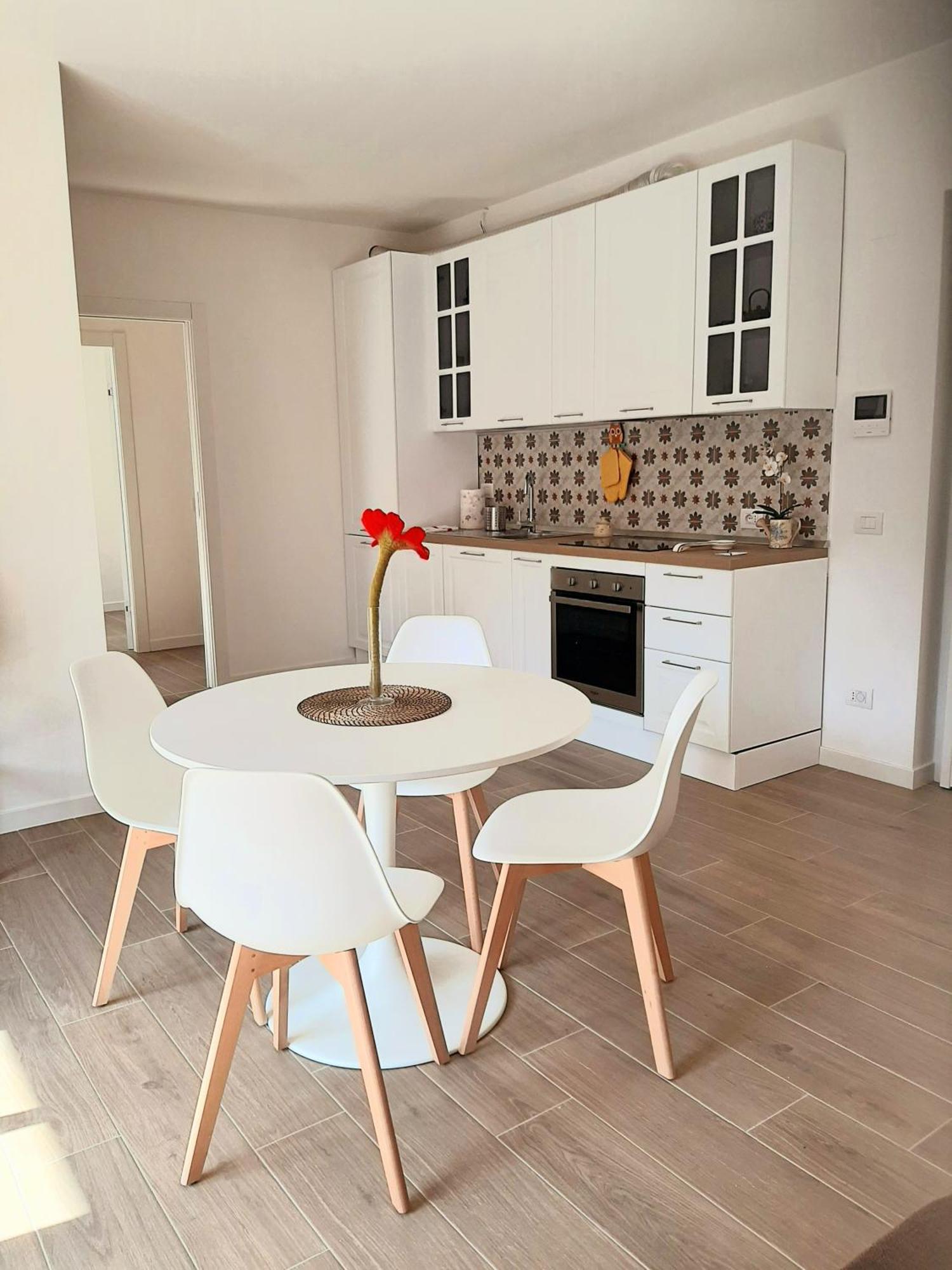 Apartamento Ampio Bilocale Di Nuova Costruzione Tra Aree Verdi