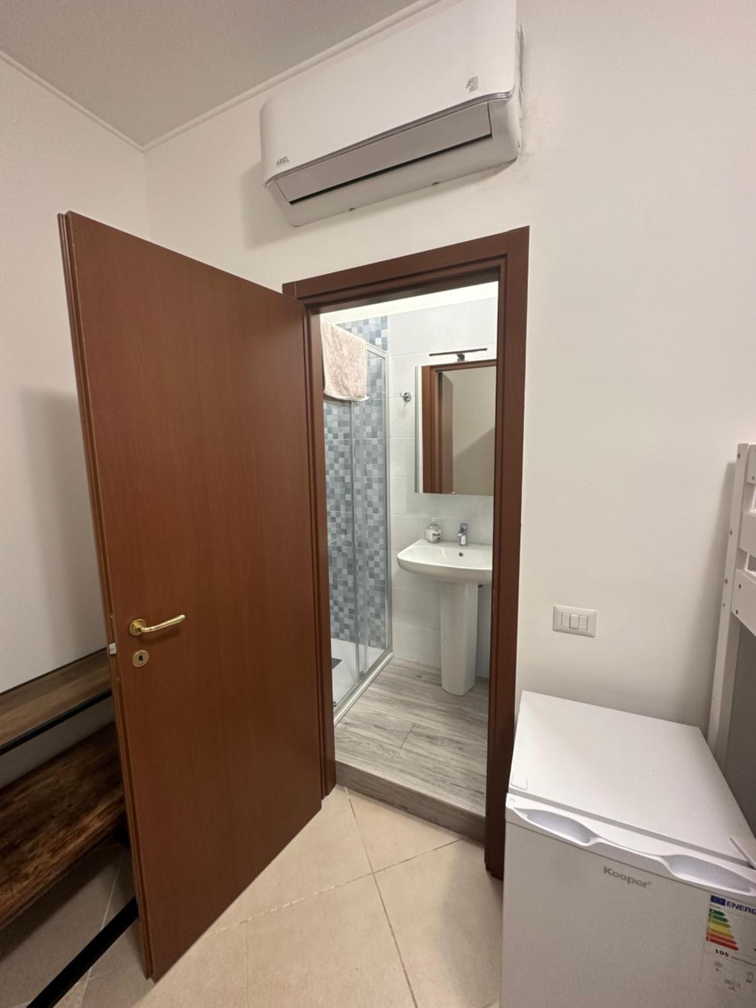 Gigli, Con Cucina In Comune E Terrazza * Milano
