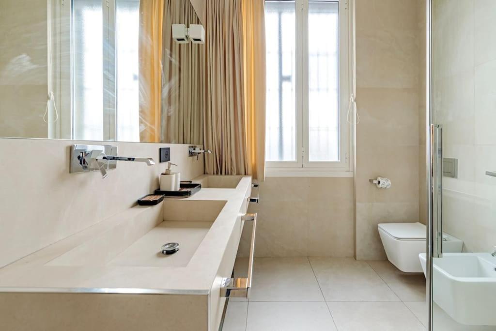 N18 Luxury Boutique With A Private Pool & Spa Apartment *