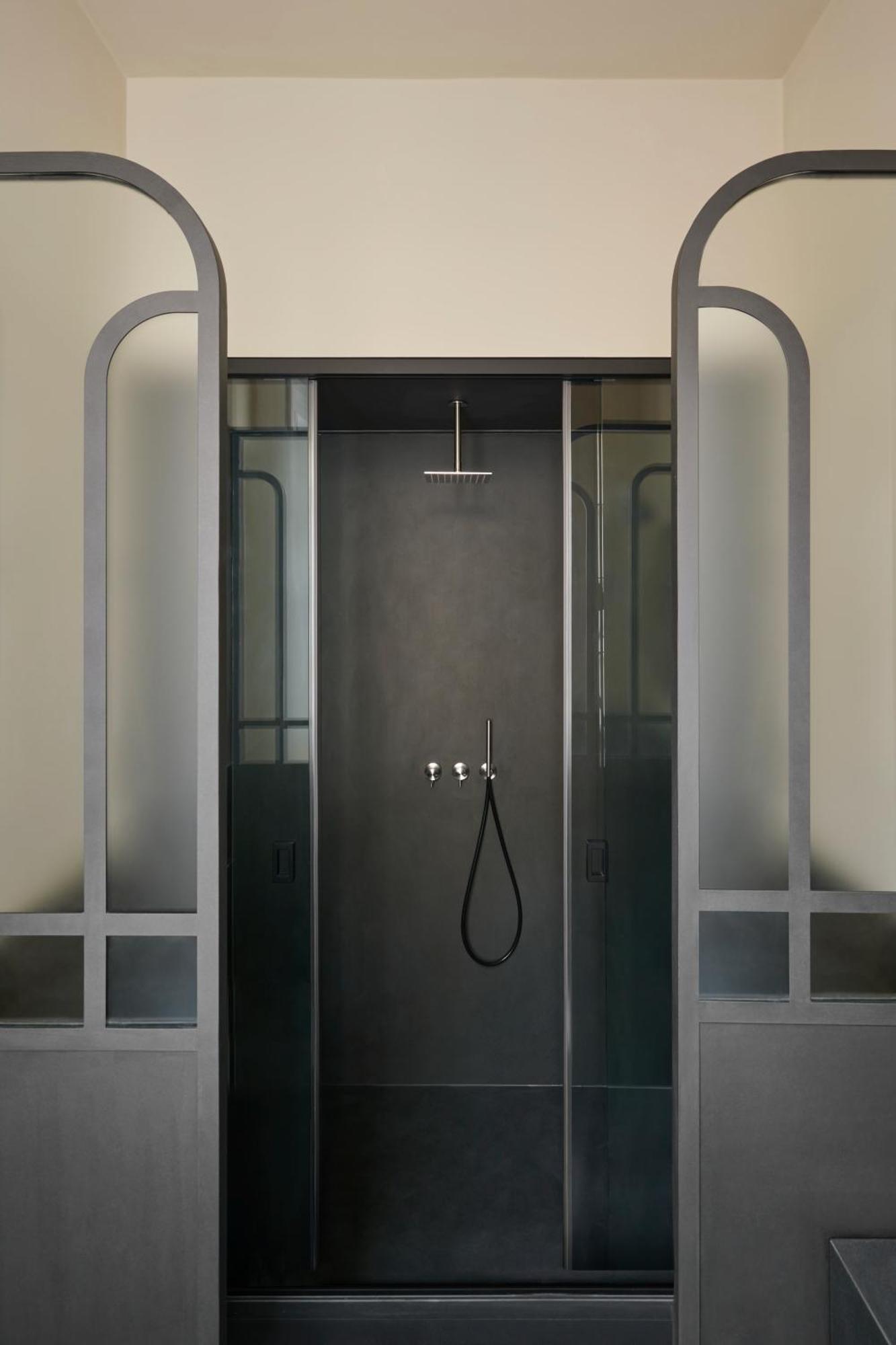 Crossing Manzoni Guest house Milan