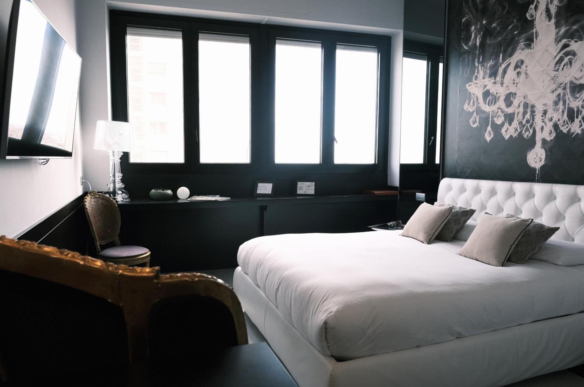 Comecasa Prestigious Turati Apartment Milan