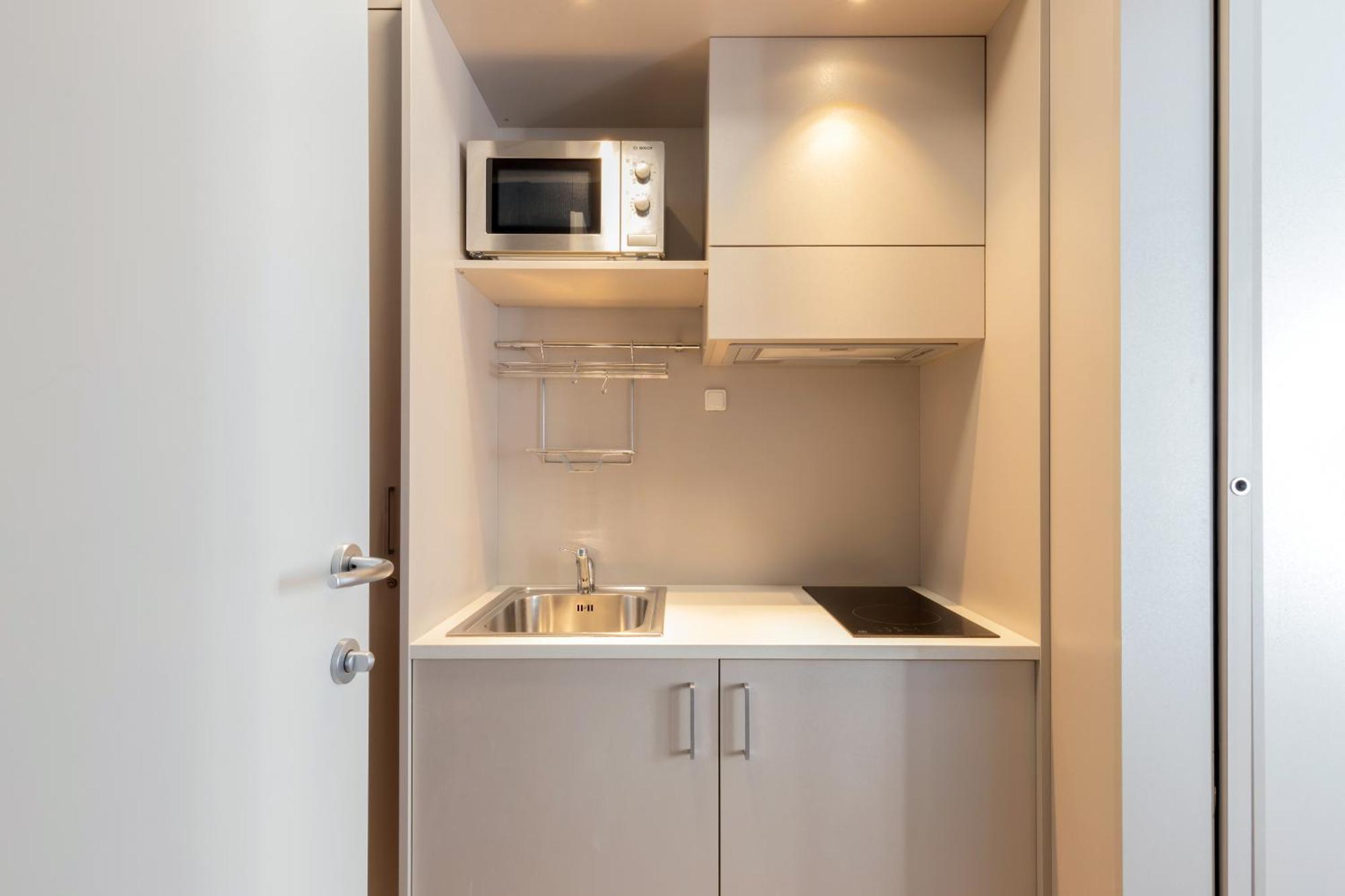 Apartment Station 10 Min Duomo - L'oasi Urbana Milan