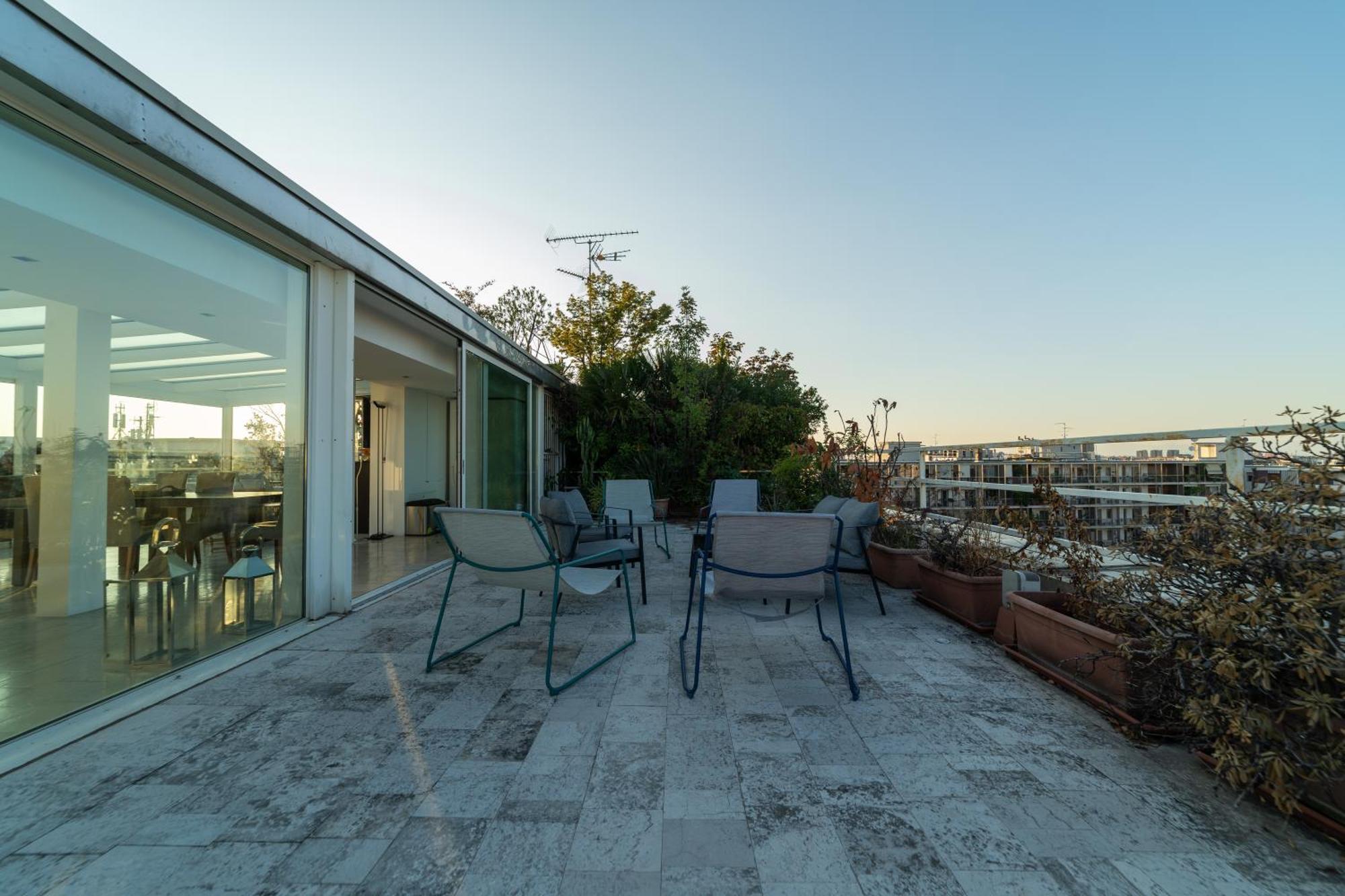 Apartment Luxury Penthouse With Stunning View And Hammam Milan