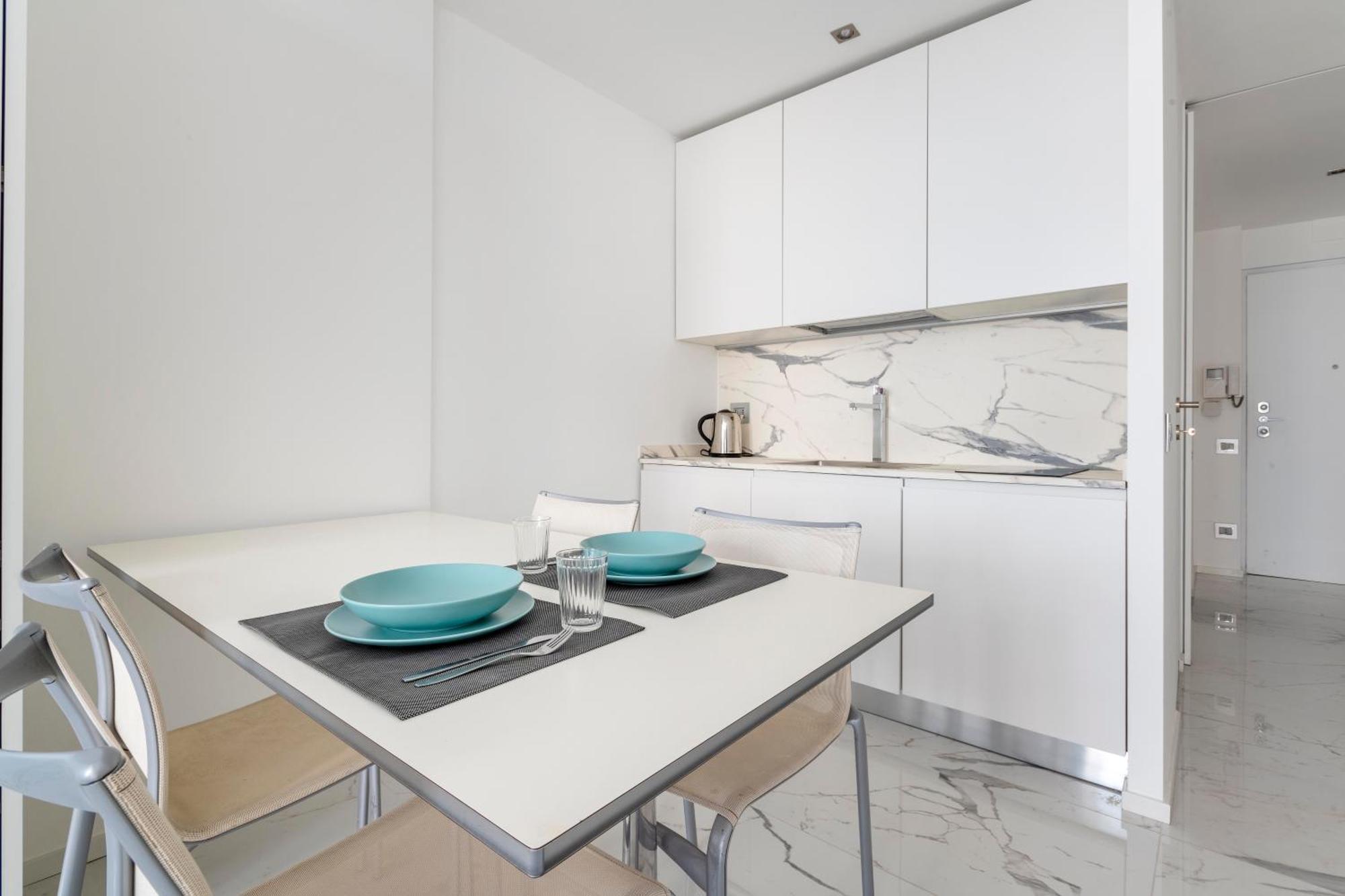 Apartment Luvi - Duomo Milan