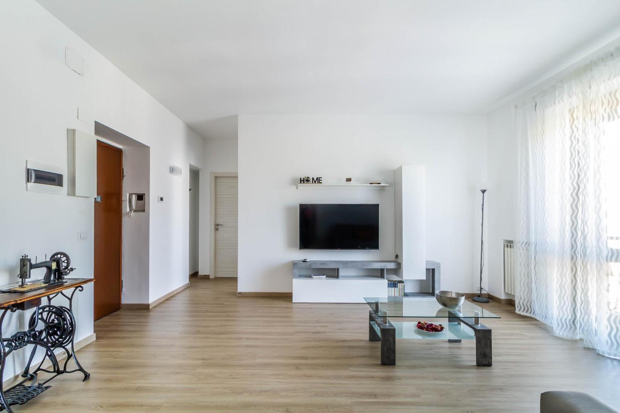 Domusmi Benedetto Marcello-28 Apartamento *