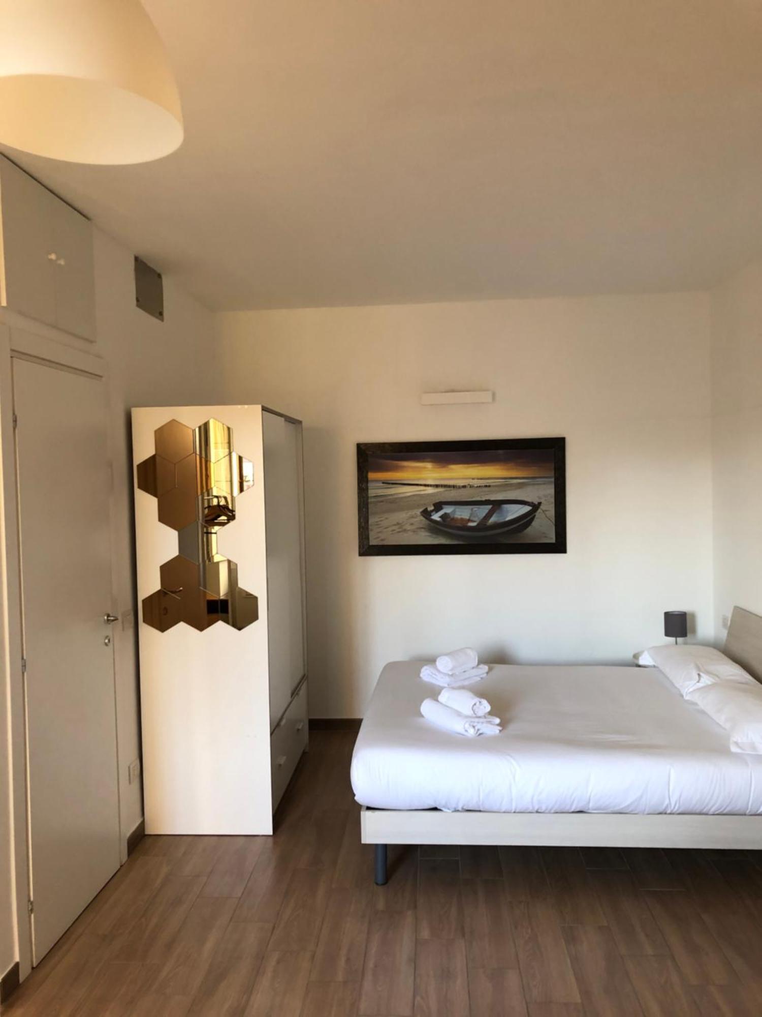 Apartment Casale 7- Navigli Cozy Perfect X2! Milan