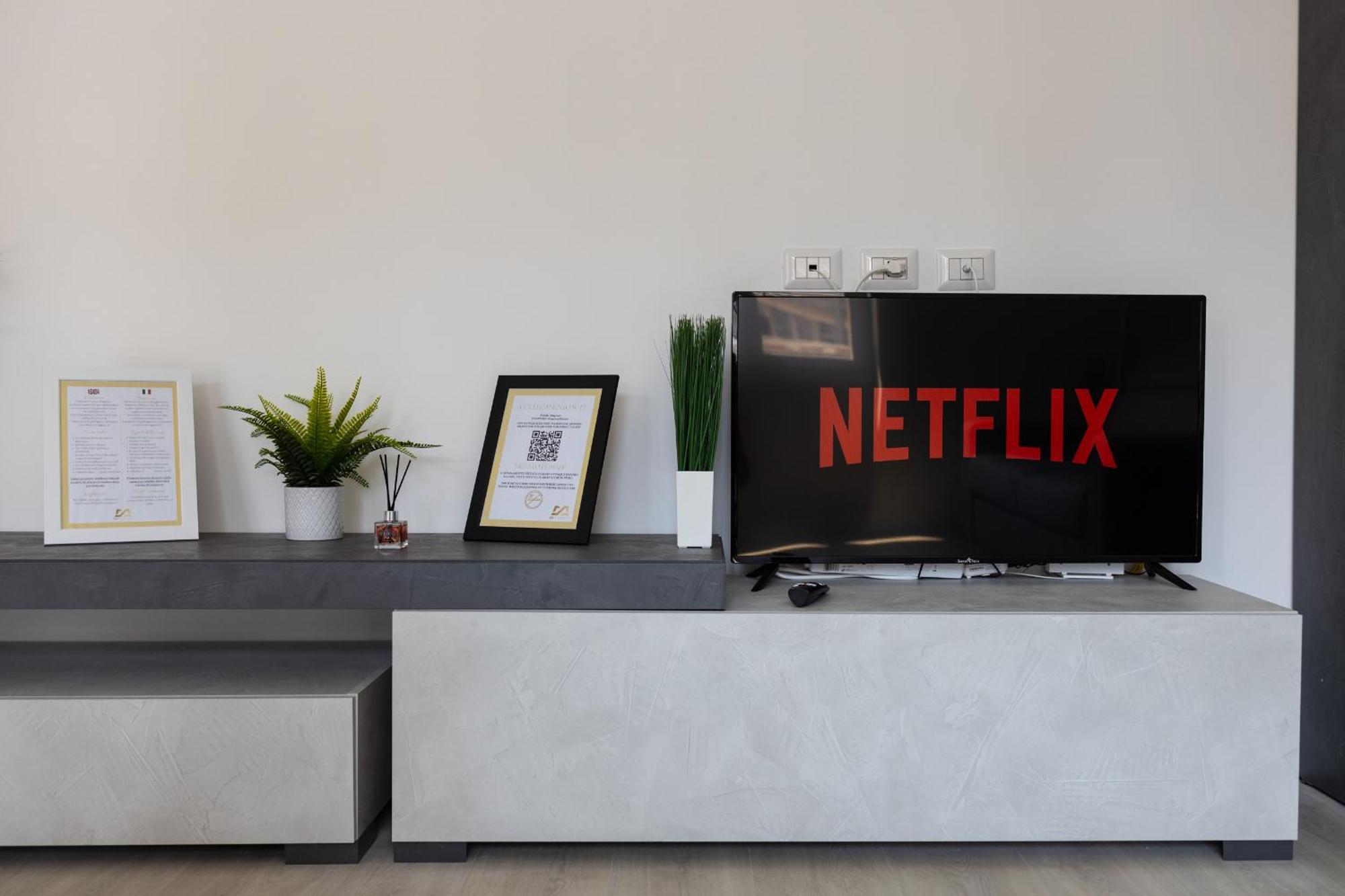 Duomo - 6 Stops From Duomo, 5min From Station, Ac, Netflix, * Milan