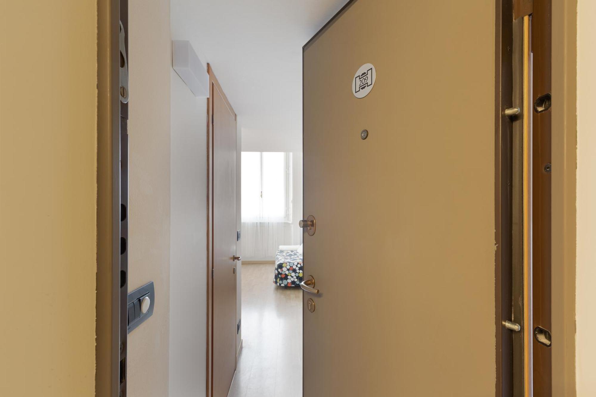 Magenta Long Let Apts Apartamento