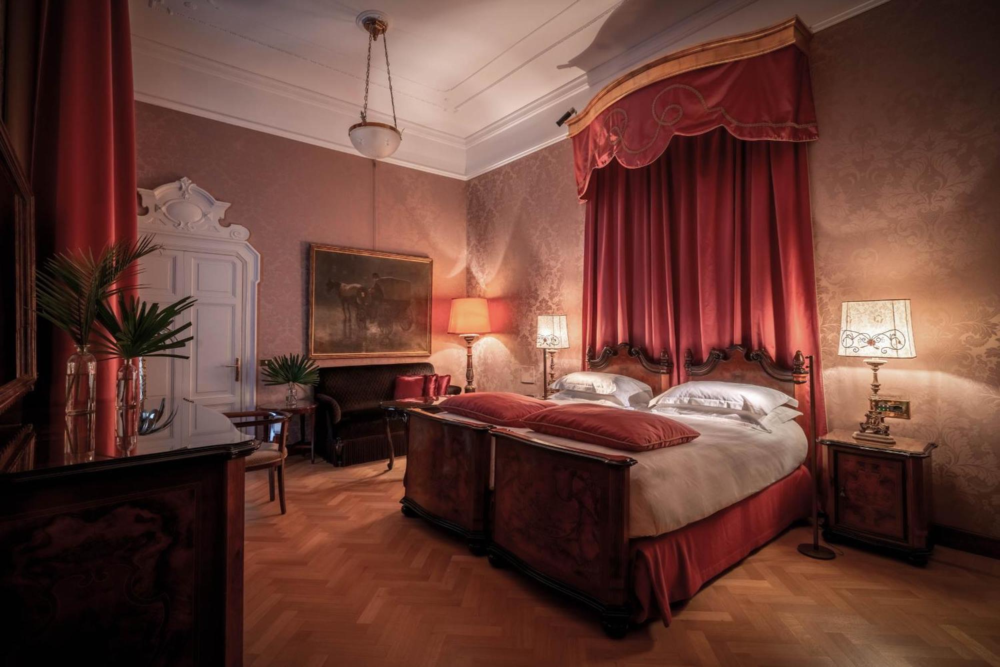Grand Et De - The Leading Of The World 5*