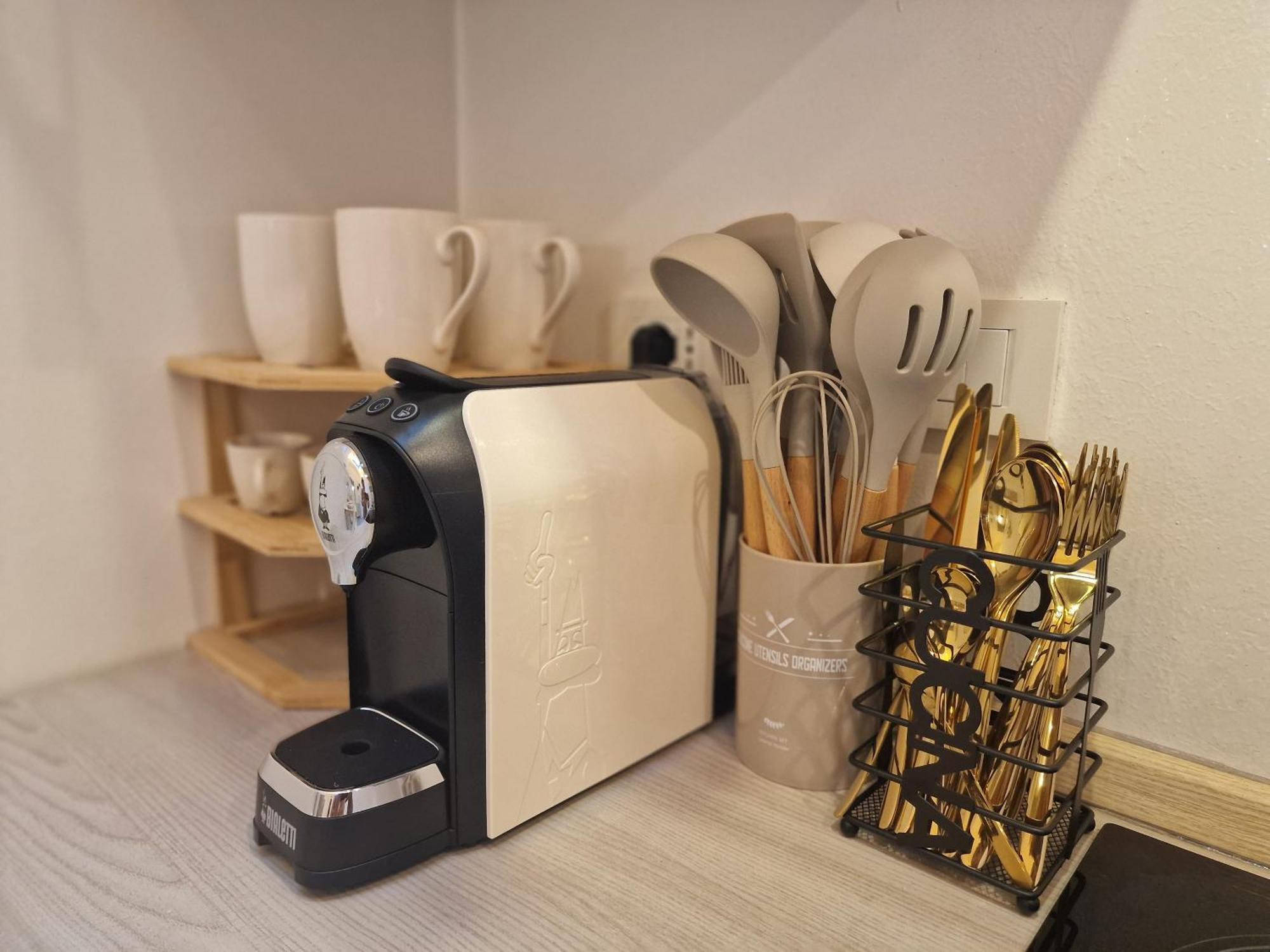 Regina In Porta Romana 3 - Sky Tv, Wifi & Breakfast Box Milano