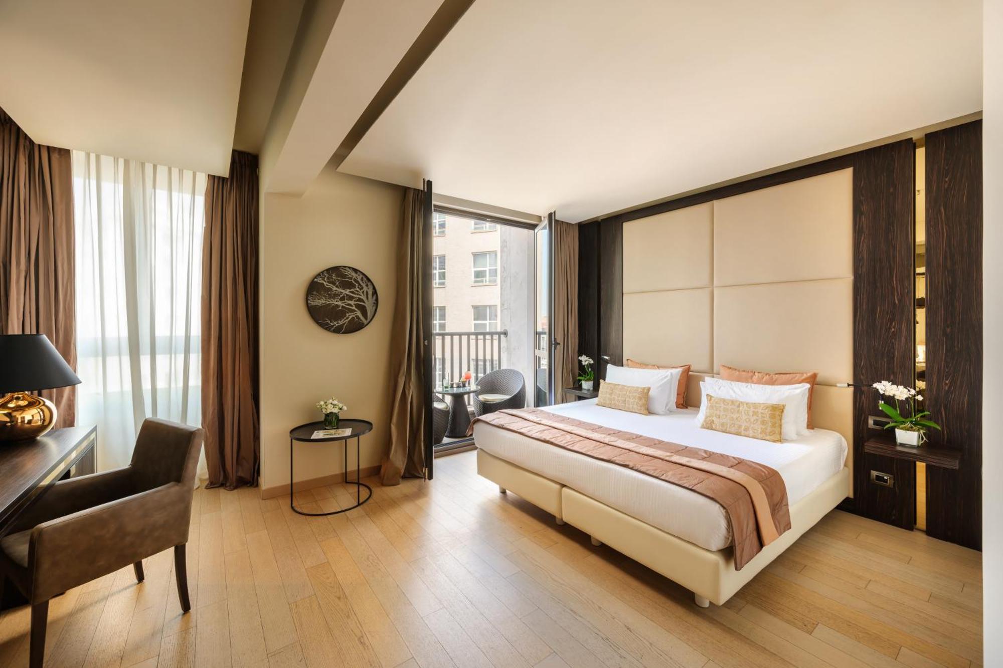 The Square Duomo - Preferred & Hotel