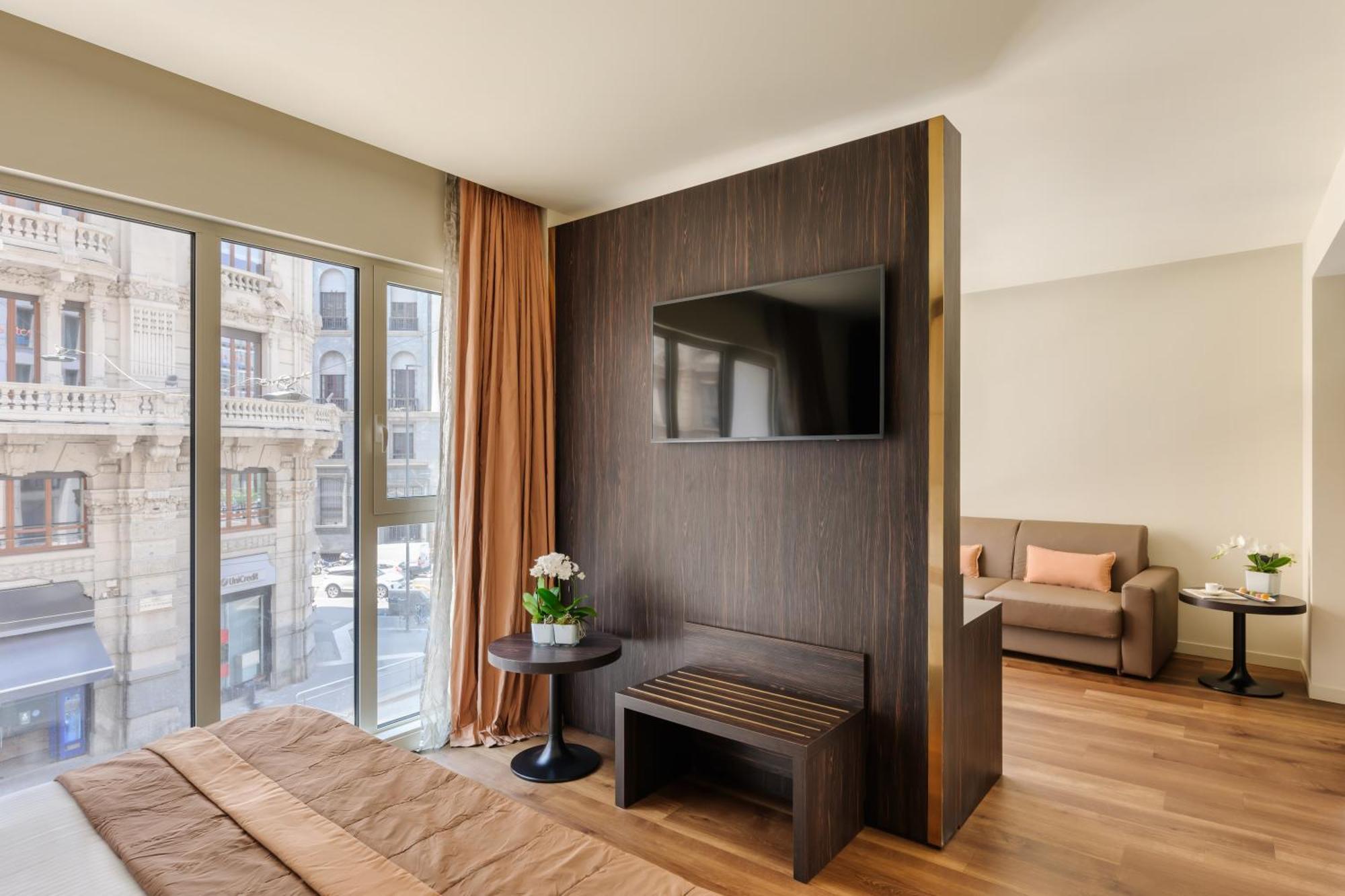 The Square Duomo - Preferred & Hotel Milan