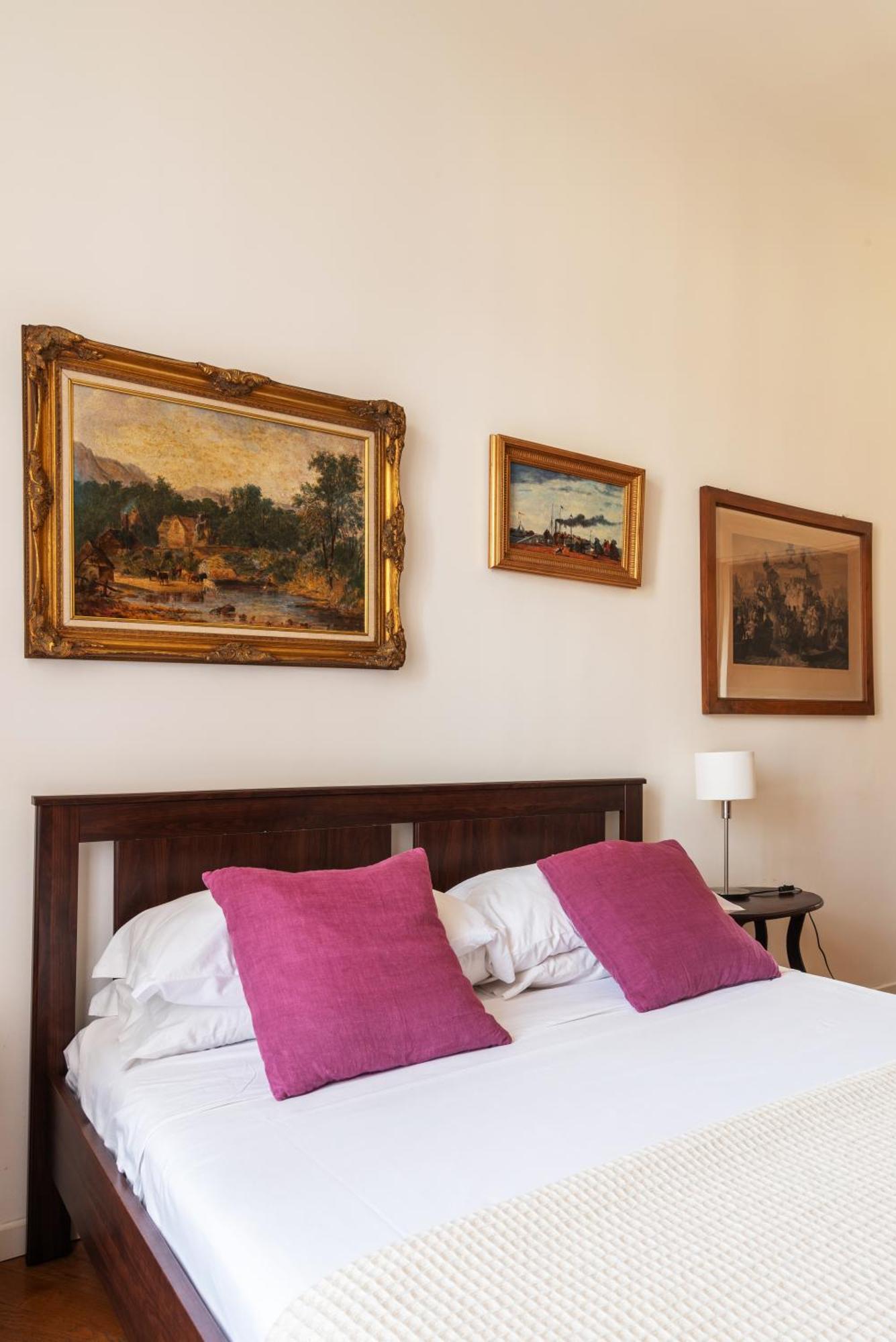 Apartment Quadrilocale Navigli Milan