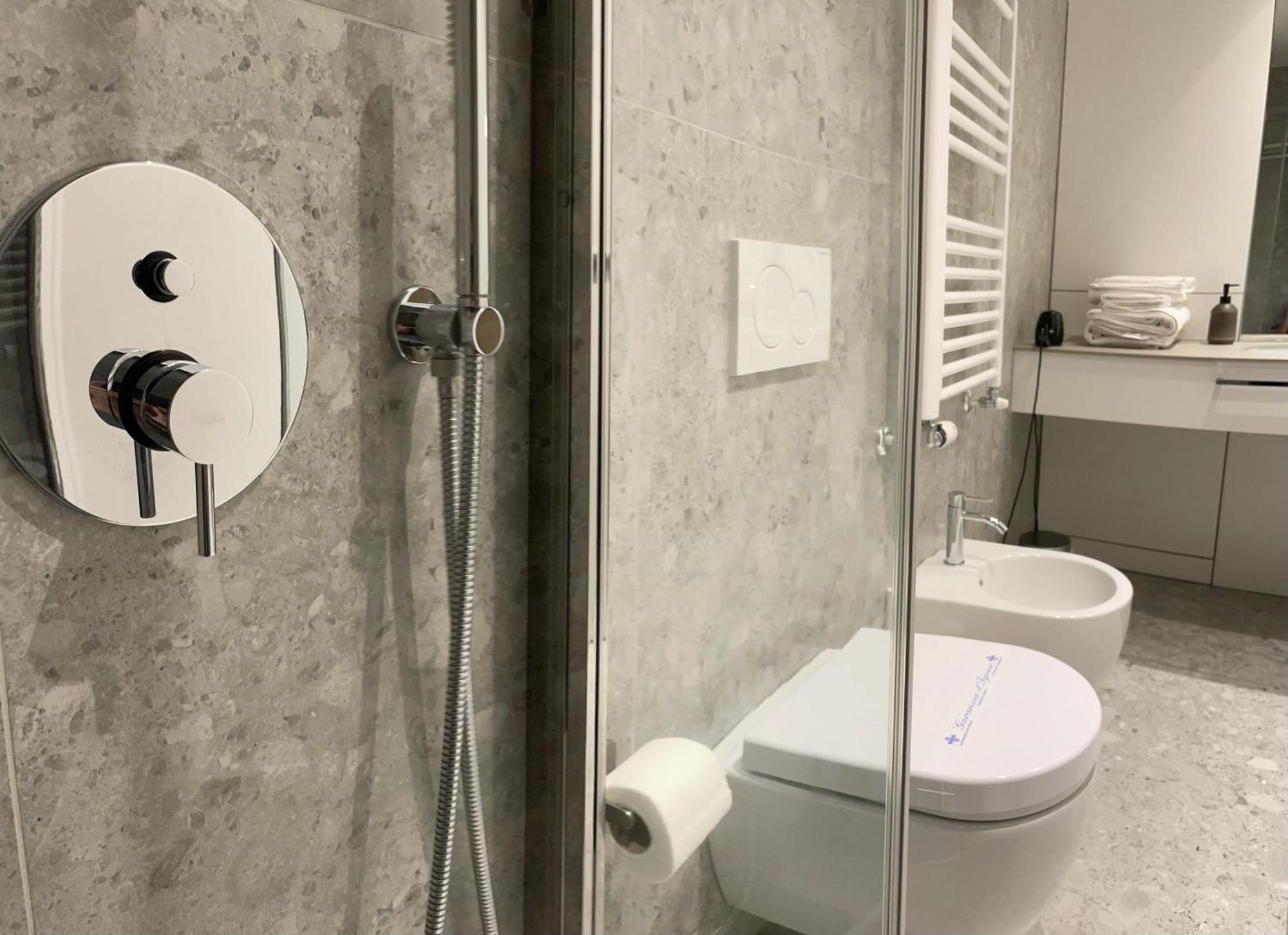 Torino48 Guest house 2*