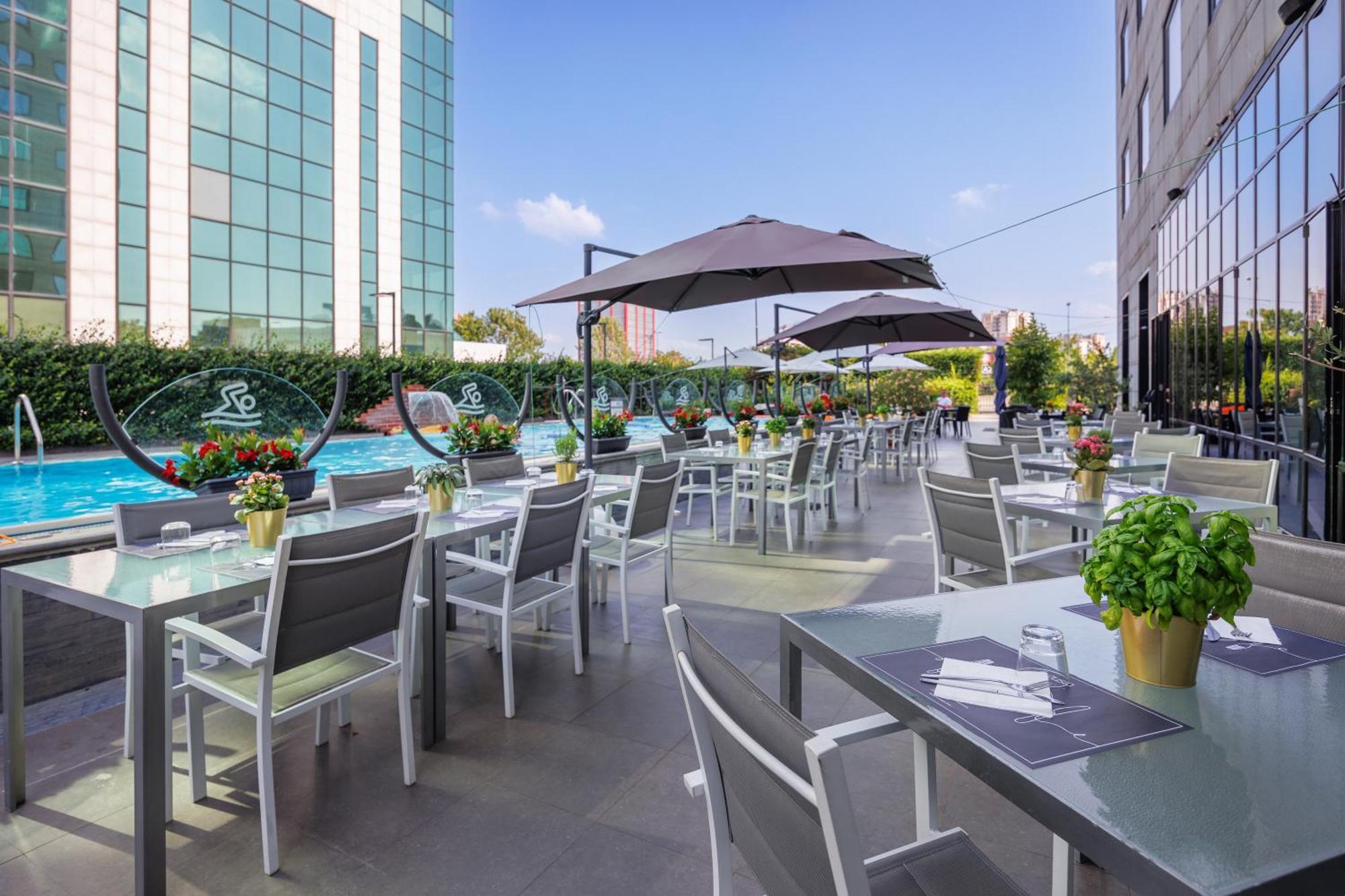 Ih Lorenteggio Hotel Milan
