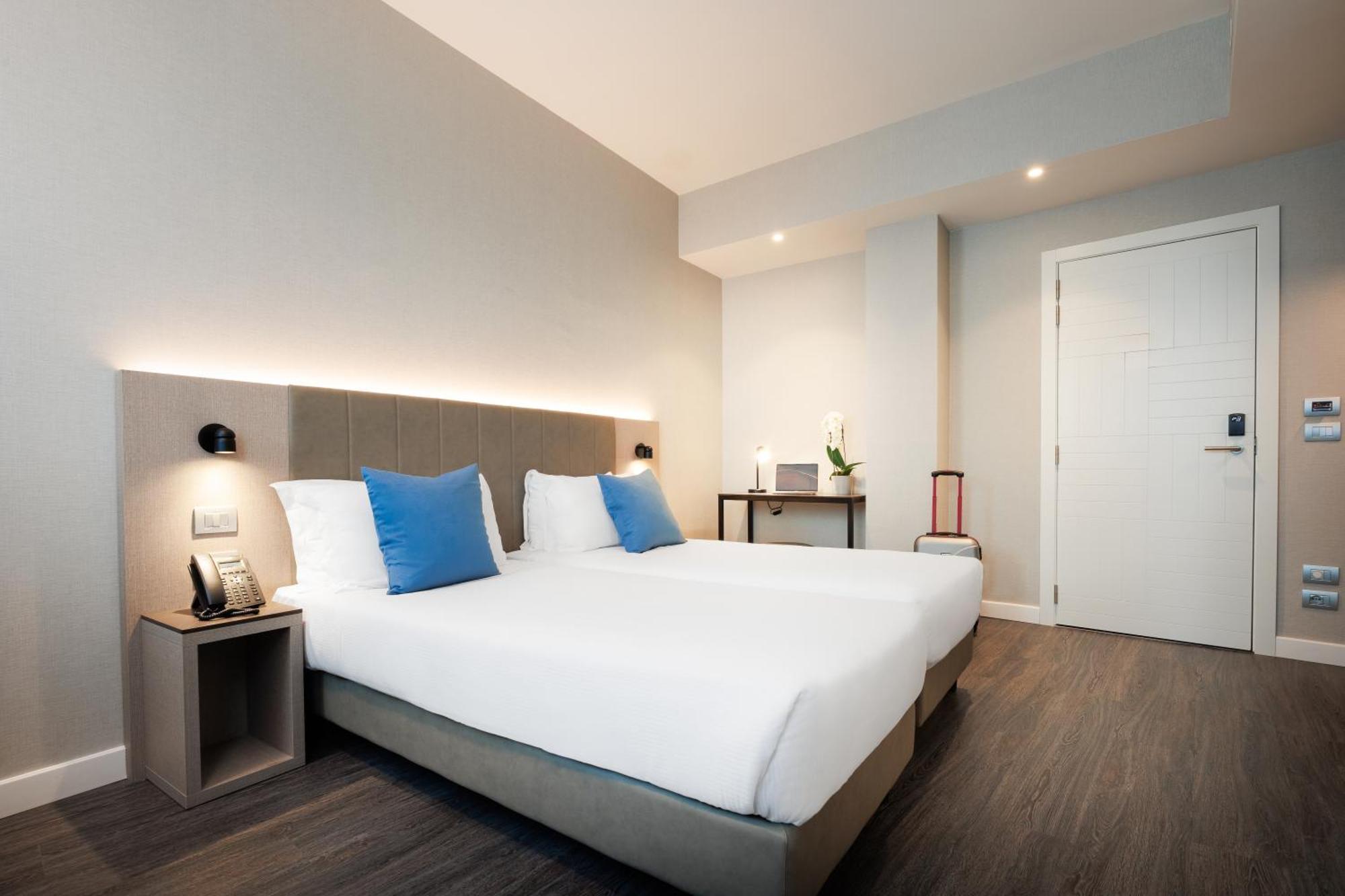 Ih Hotel Milan