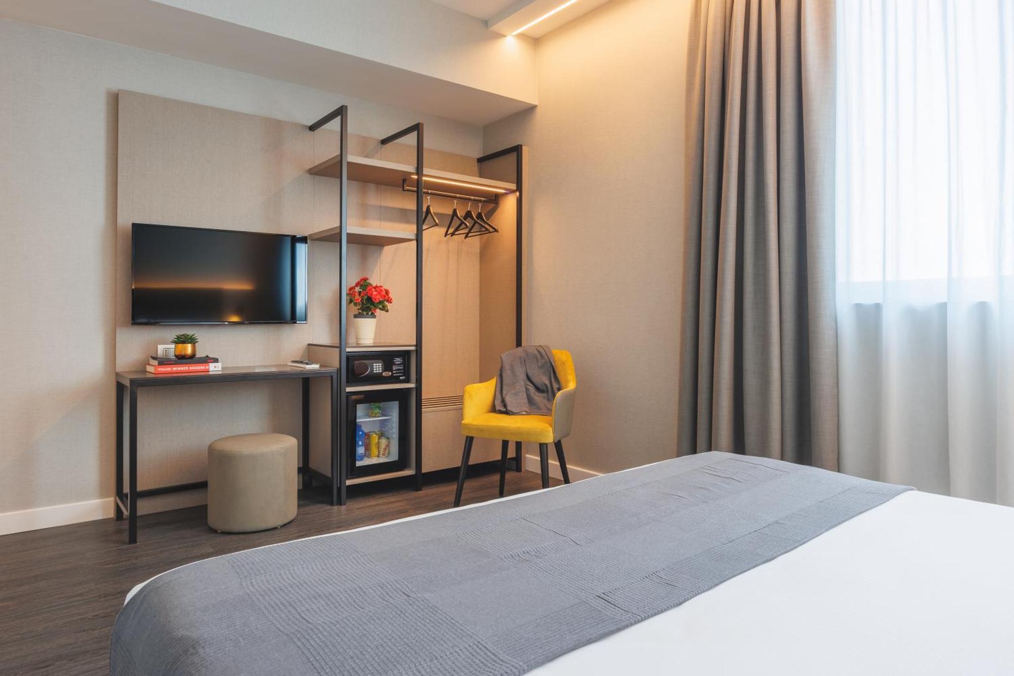 Ih Hotel Milan