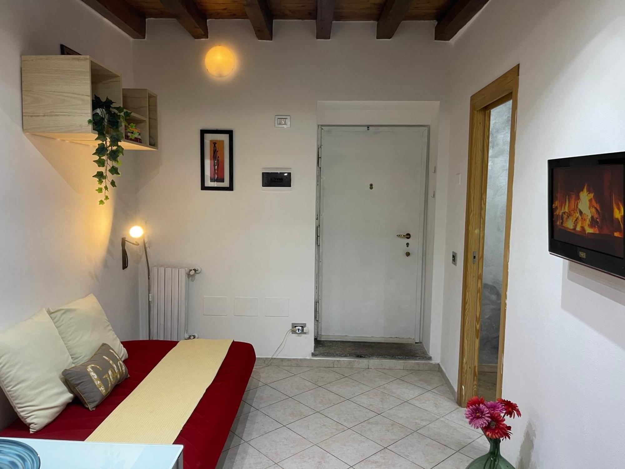 Appartamento Chiesa Rossa-loft And Apartments-navigli Milano