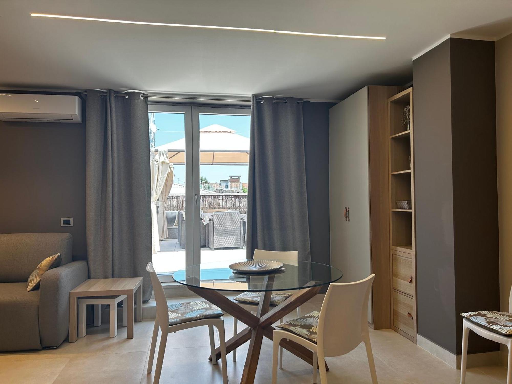 R39 Attic With Terrace And Private Parking Apartment *