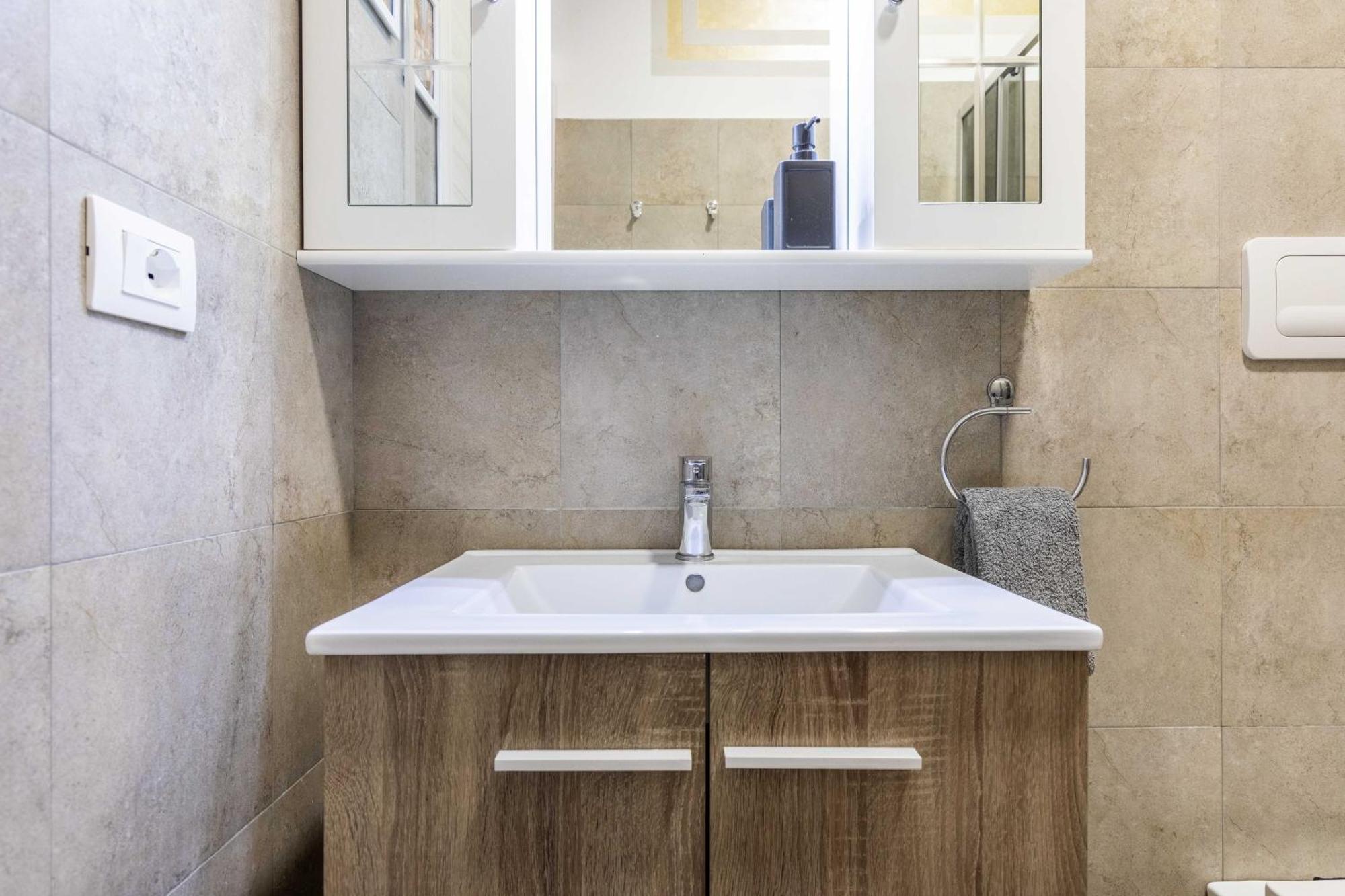 Divi - Strategic Place Apartment Milan