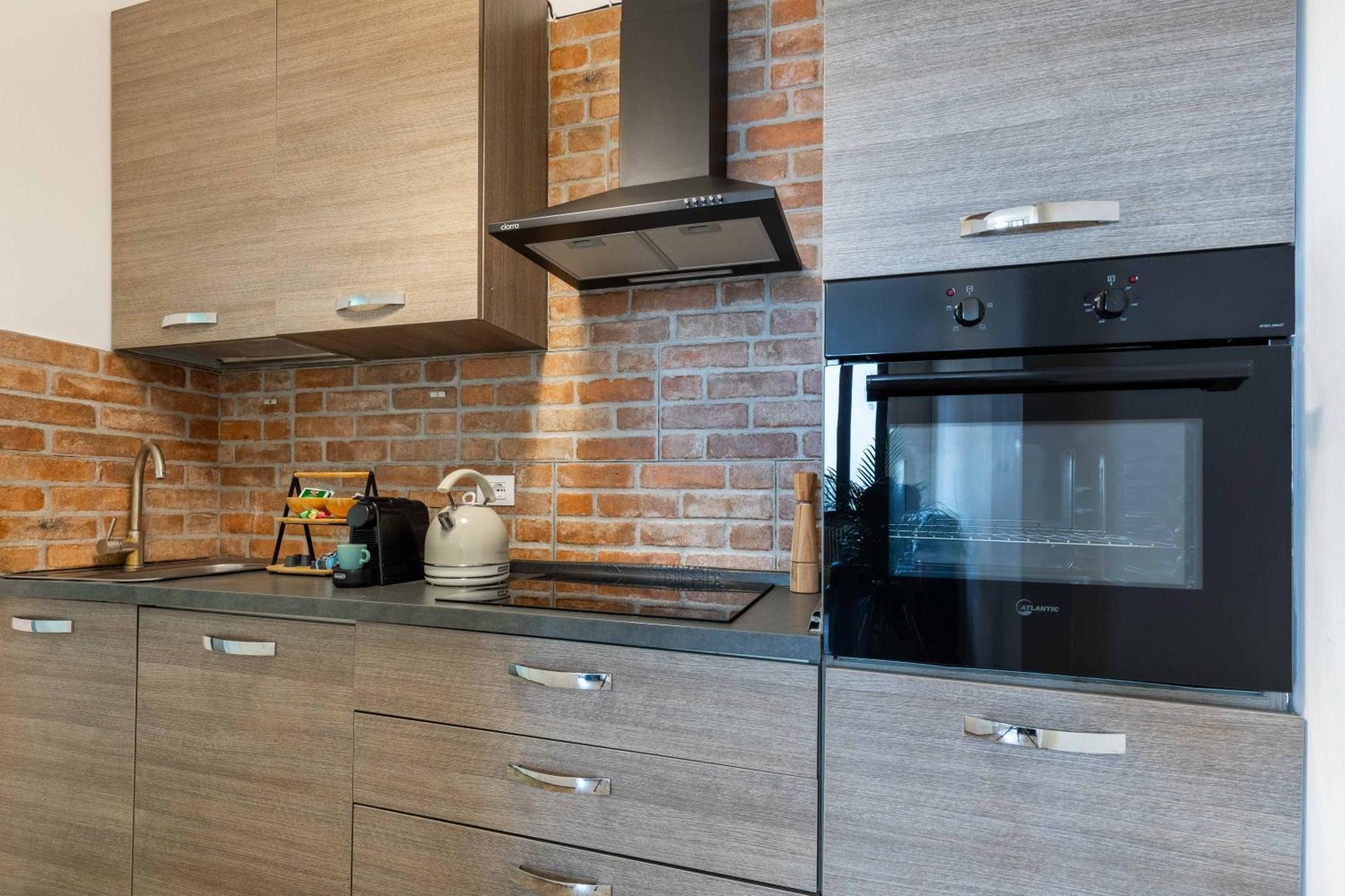 Apartment Divi - Strategic Place