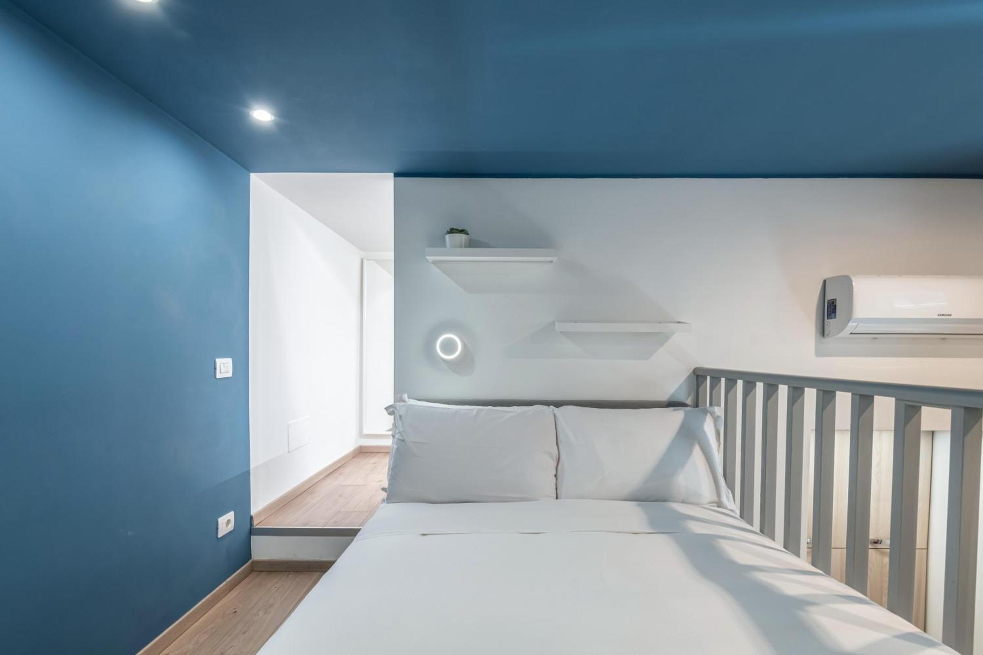 Isola - Flat * Milan
