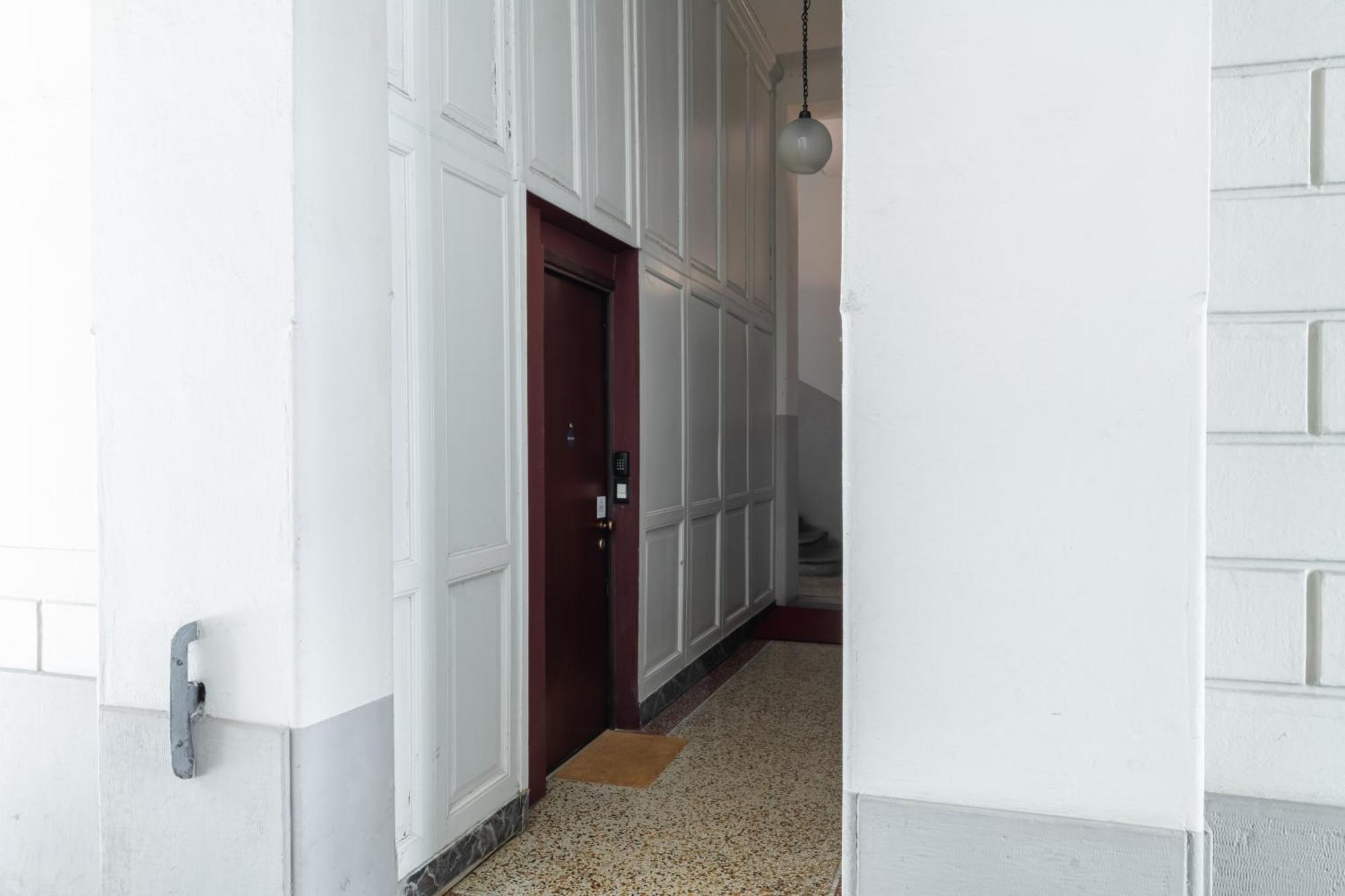 Isola - Flat Milan