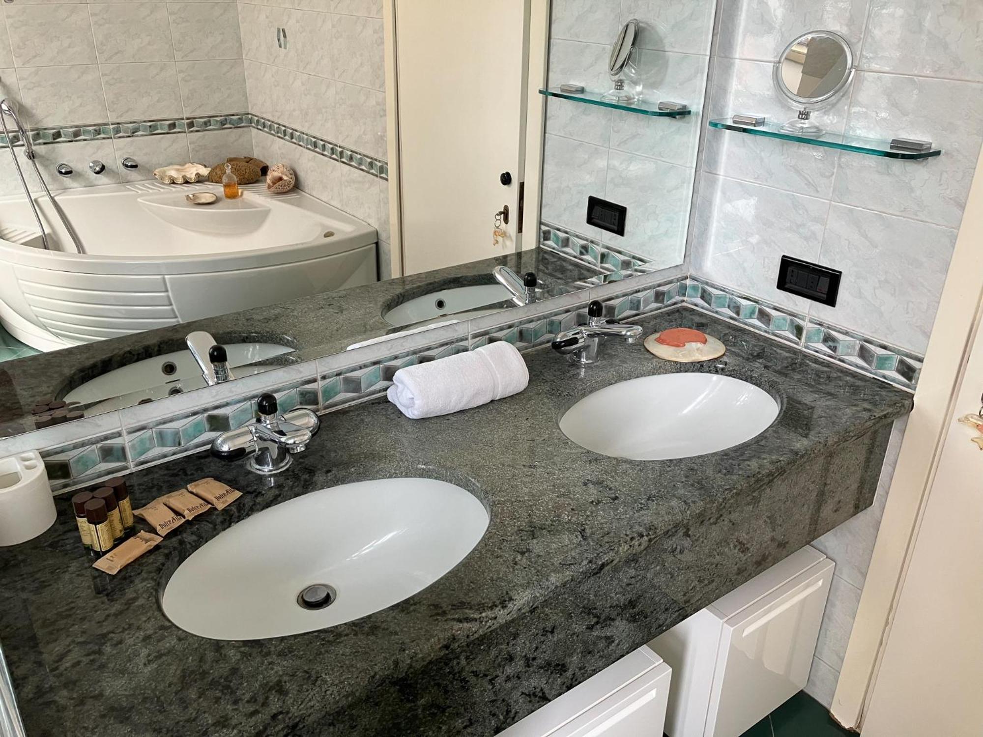 The Travel Lovers Apartment *