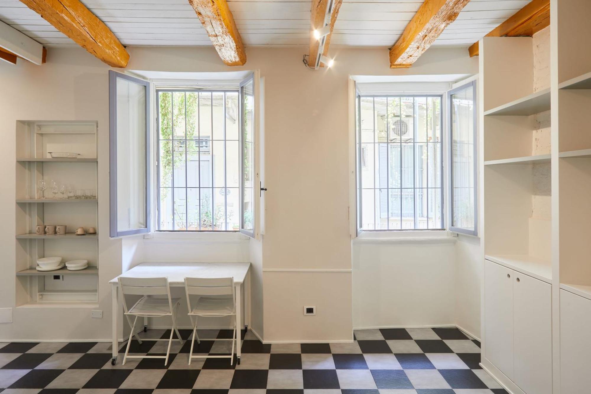 Apartment Incantevole In Darsena Milan
